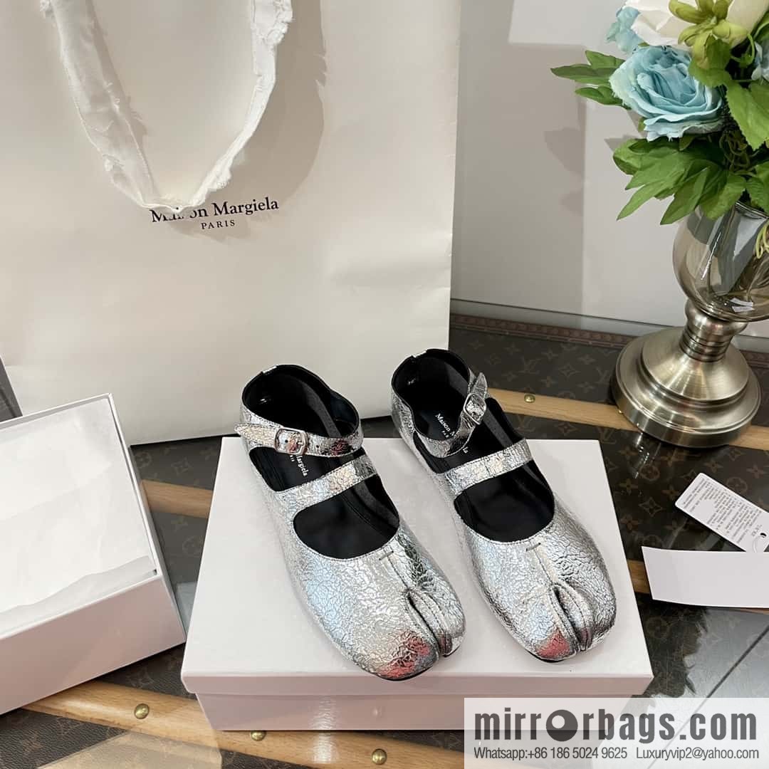 𝐌𝐚𝐢𝐬𝐨𝐧𝐌𝐚𝐫𝐠𝐢𝐞𝐥𝐚|| Margiela Split-toed Ballet Shoes