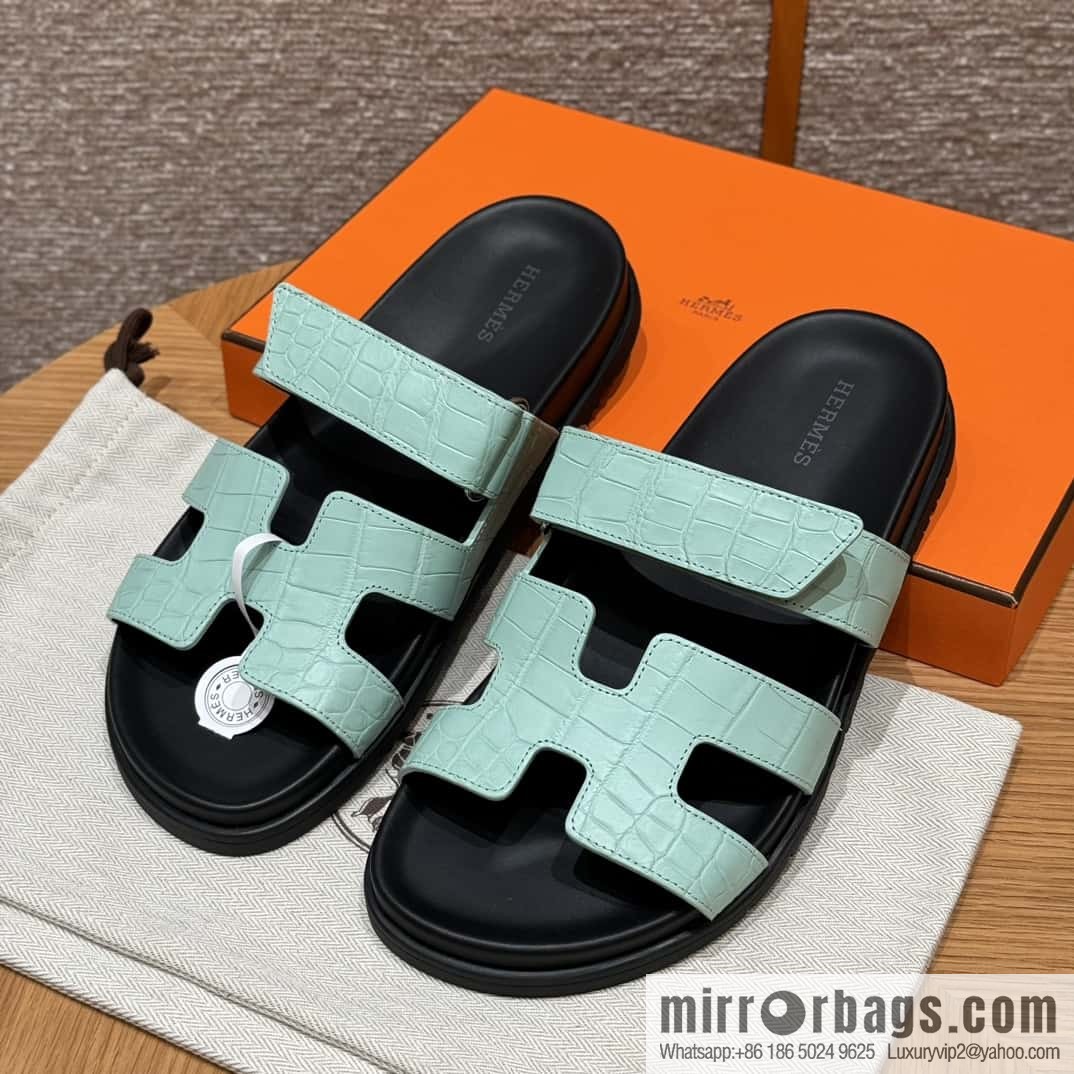 Uncle Hermès Crocodile 🐊🐊 Sandals