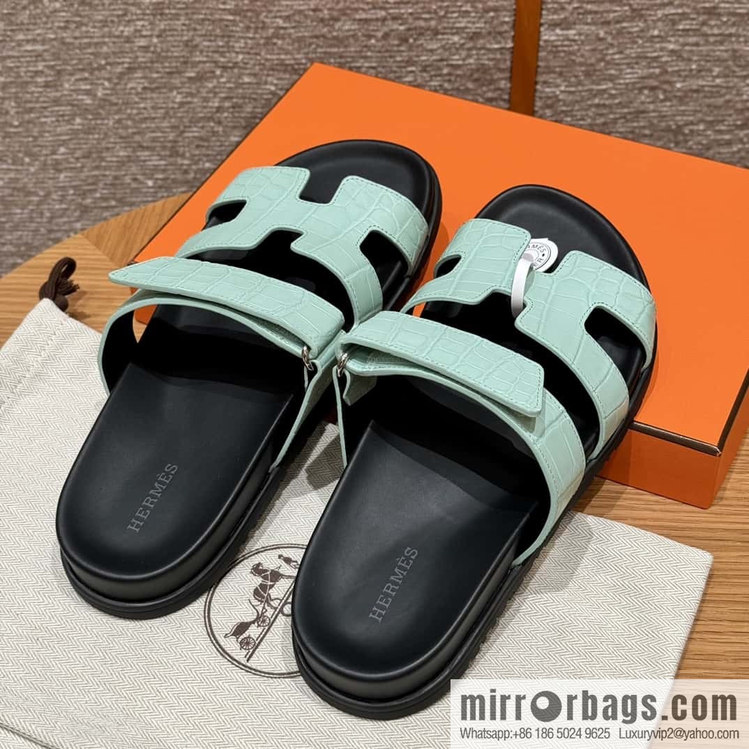Uncle Hermès Crocodile 🐊🐊 Sandals