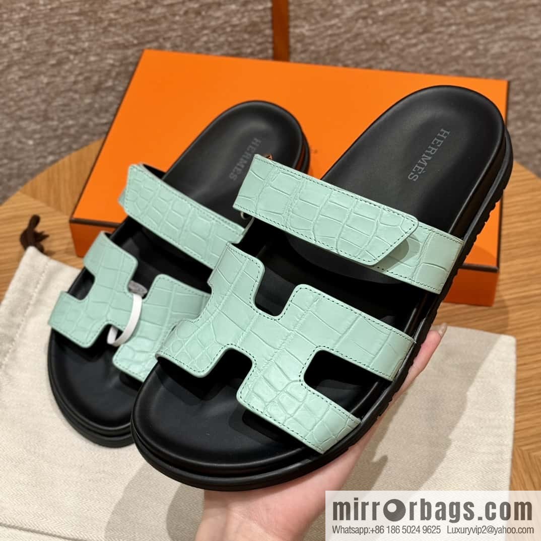 Uncle Hermès Crocodile 🐊🐊 Sandals