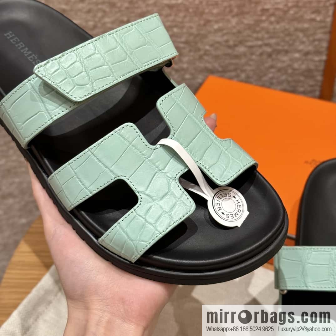 Uncle Hermès Crocodile 🐊🐊 Sandals