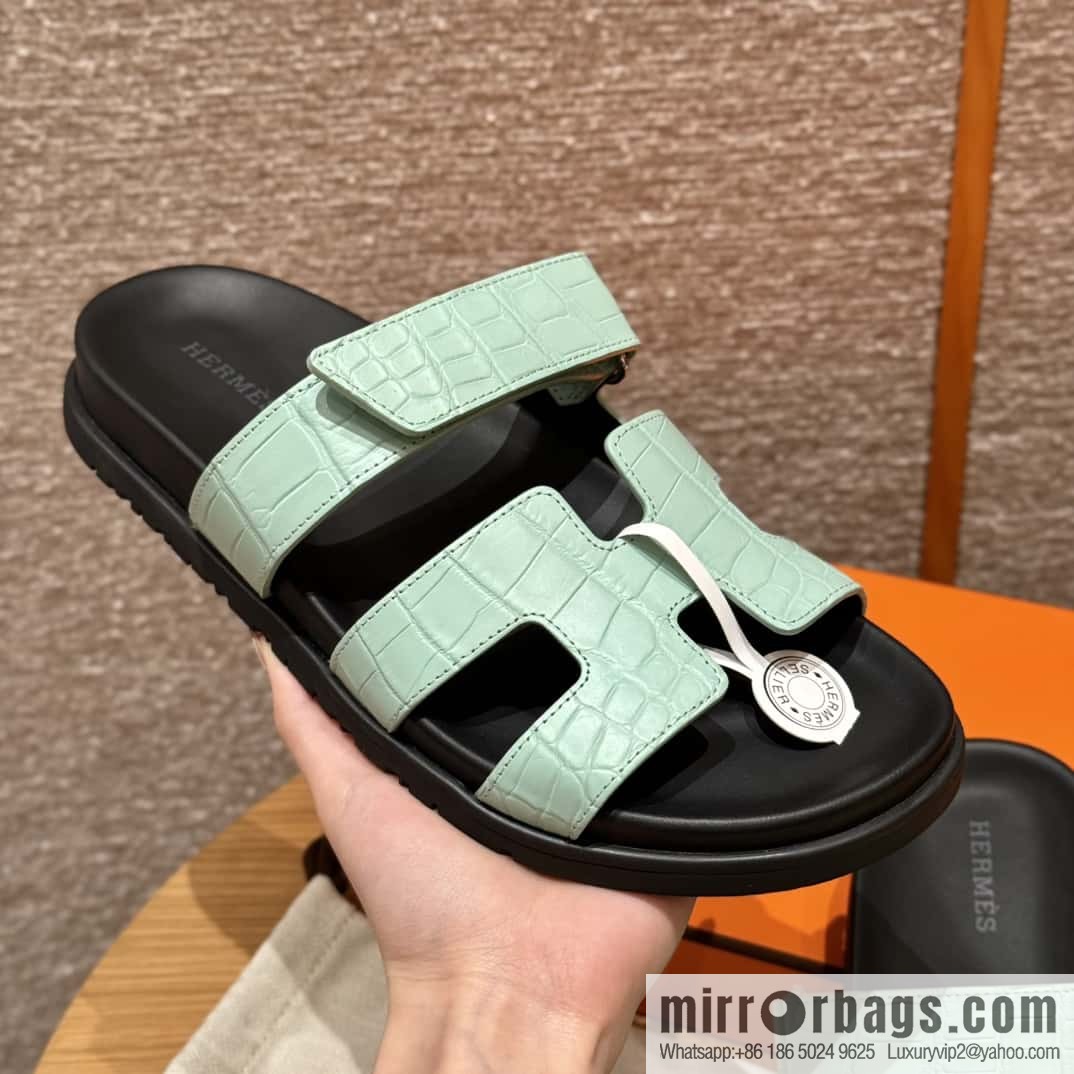 Uncle Hermès Crocodile 🐊🐊 Sandals