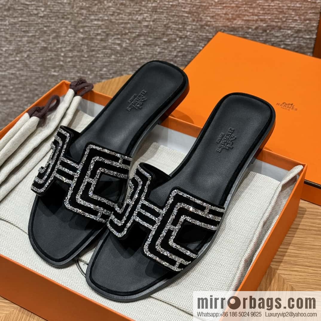 Hermès H slippers
