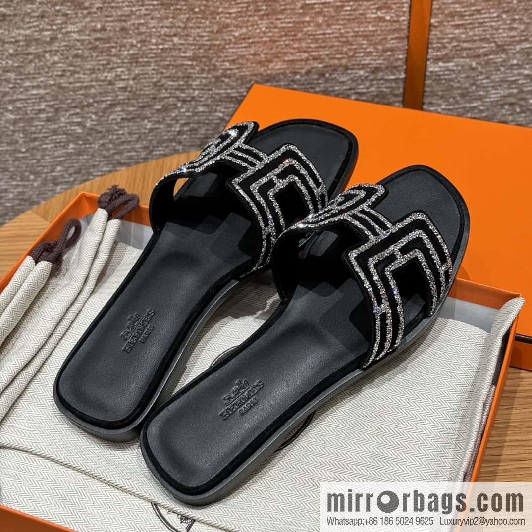 Hermès H slippers