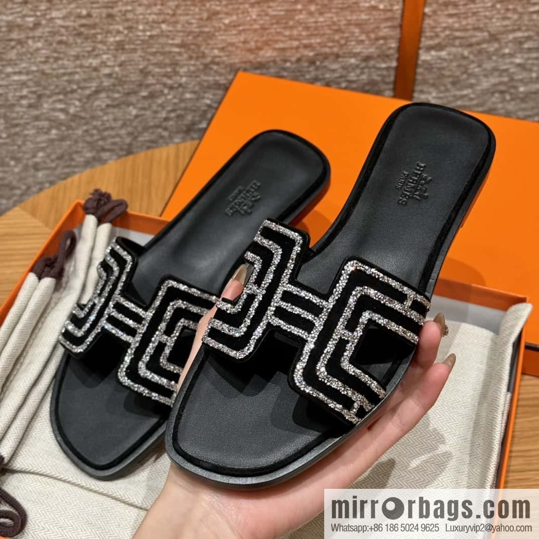 Hermès H slippers