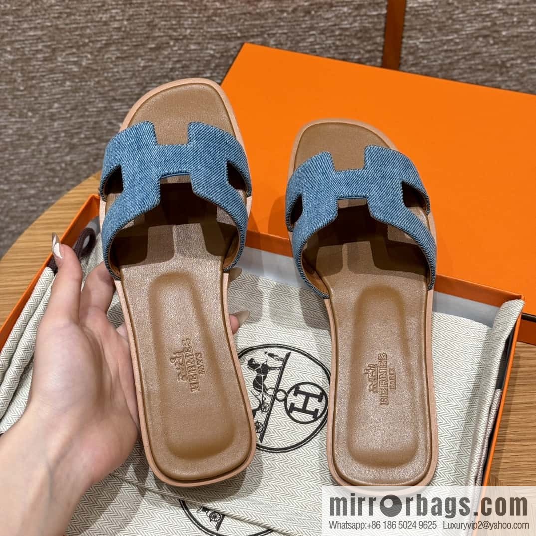 Hermès H slippers