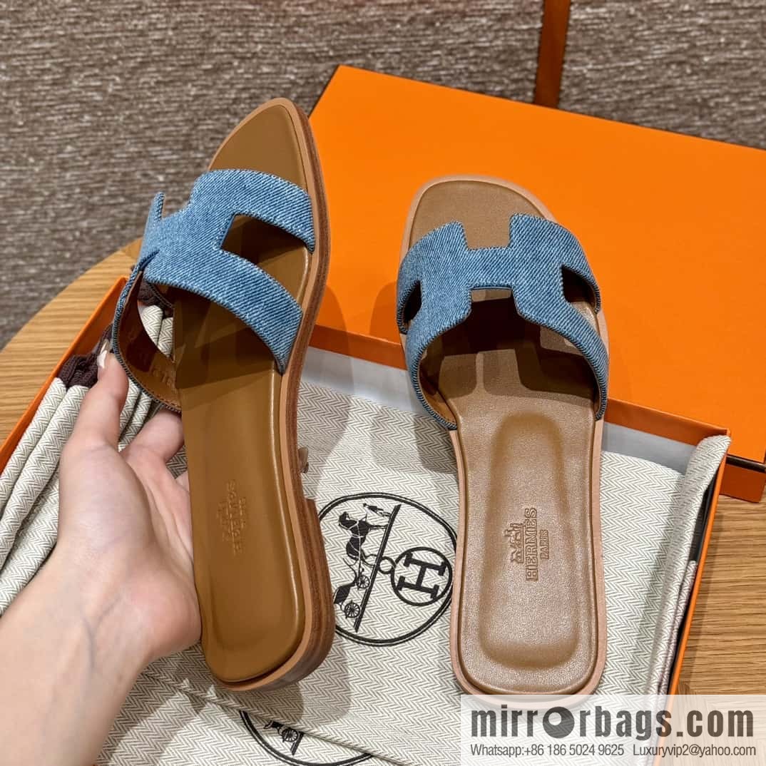 Hermès H slippers