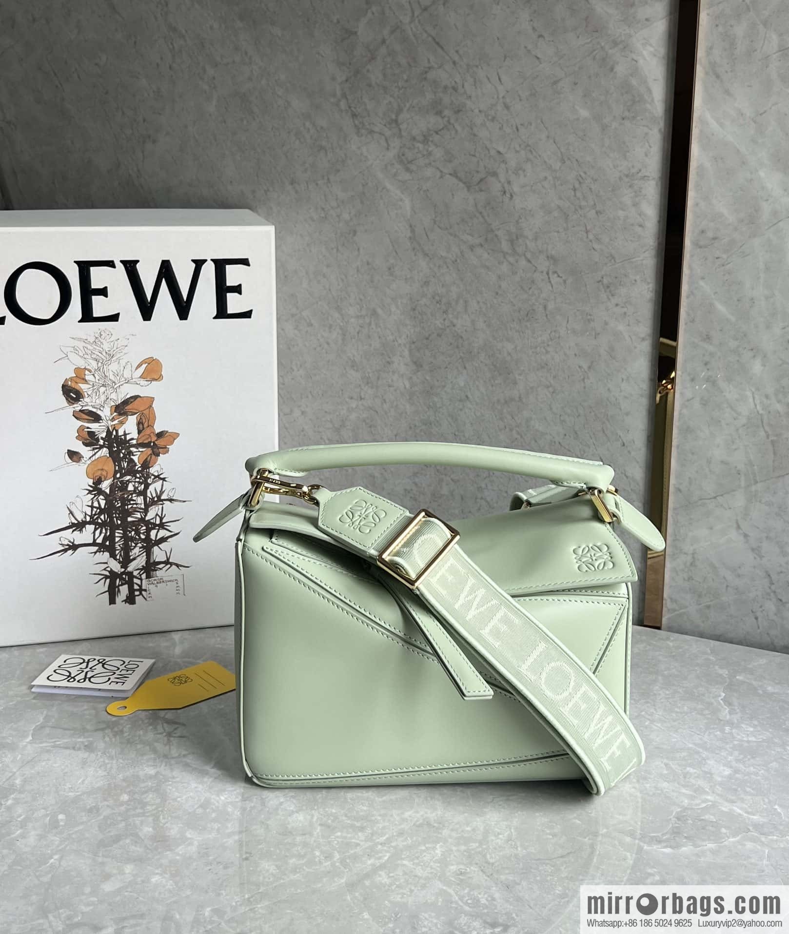 LOEWE satin leather ➕ Anagram embroidery shoulder strap puzzle geometric bag 0189 spring jade