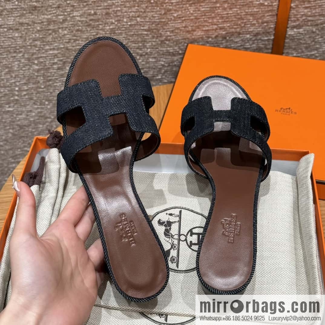Hermès' latest popular denim high heels