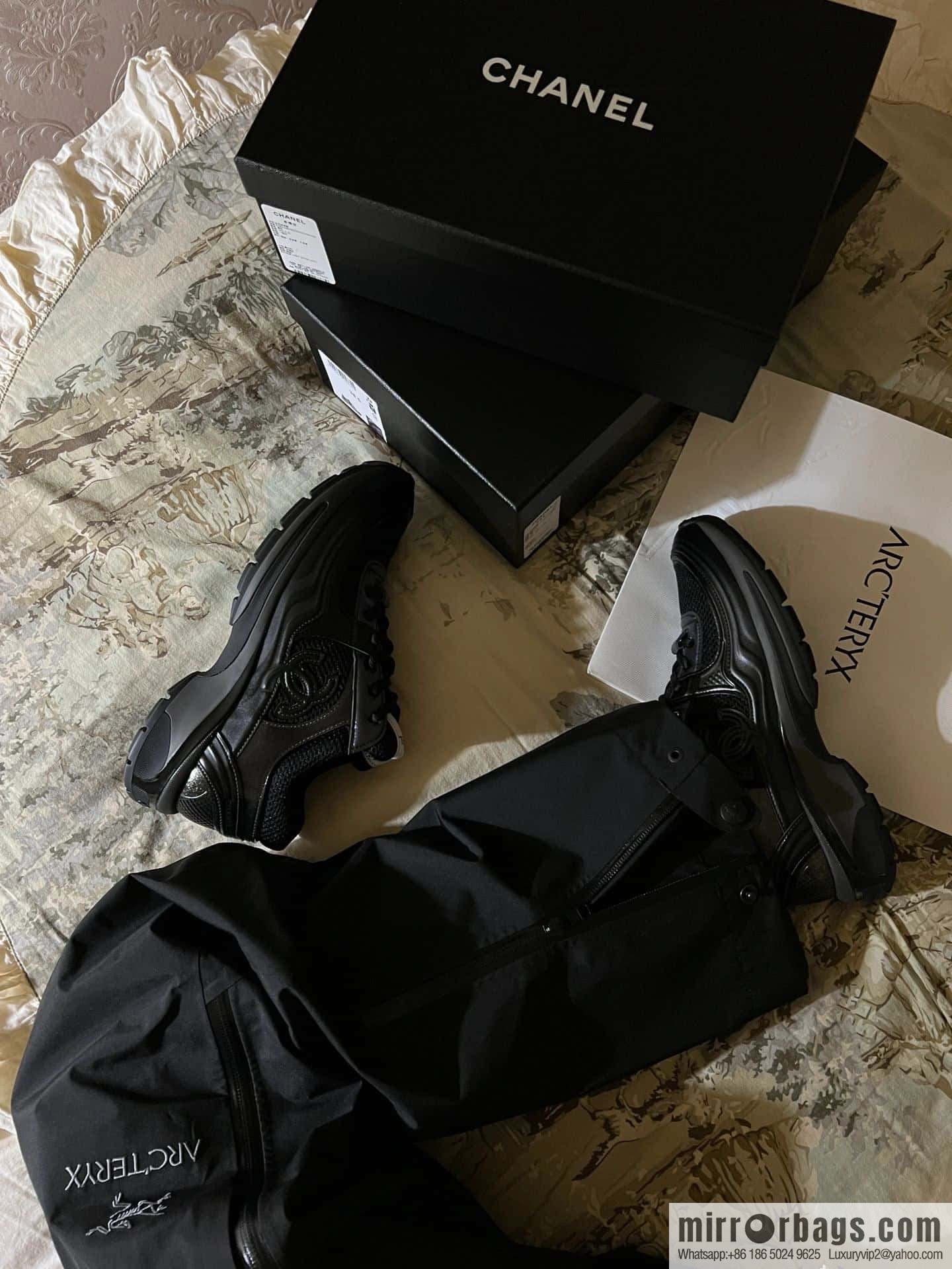 CHANEL Black Horn King breathable thick-soled heightening sneakers