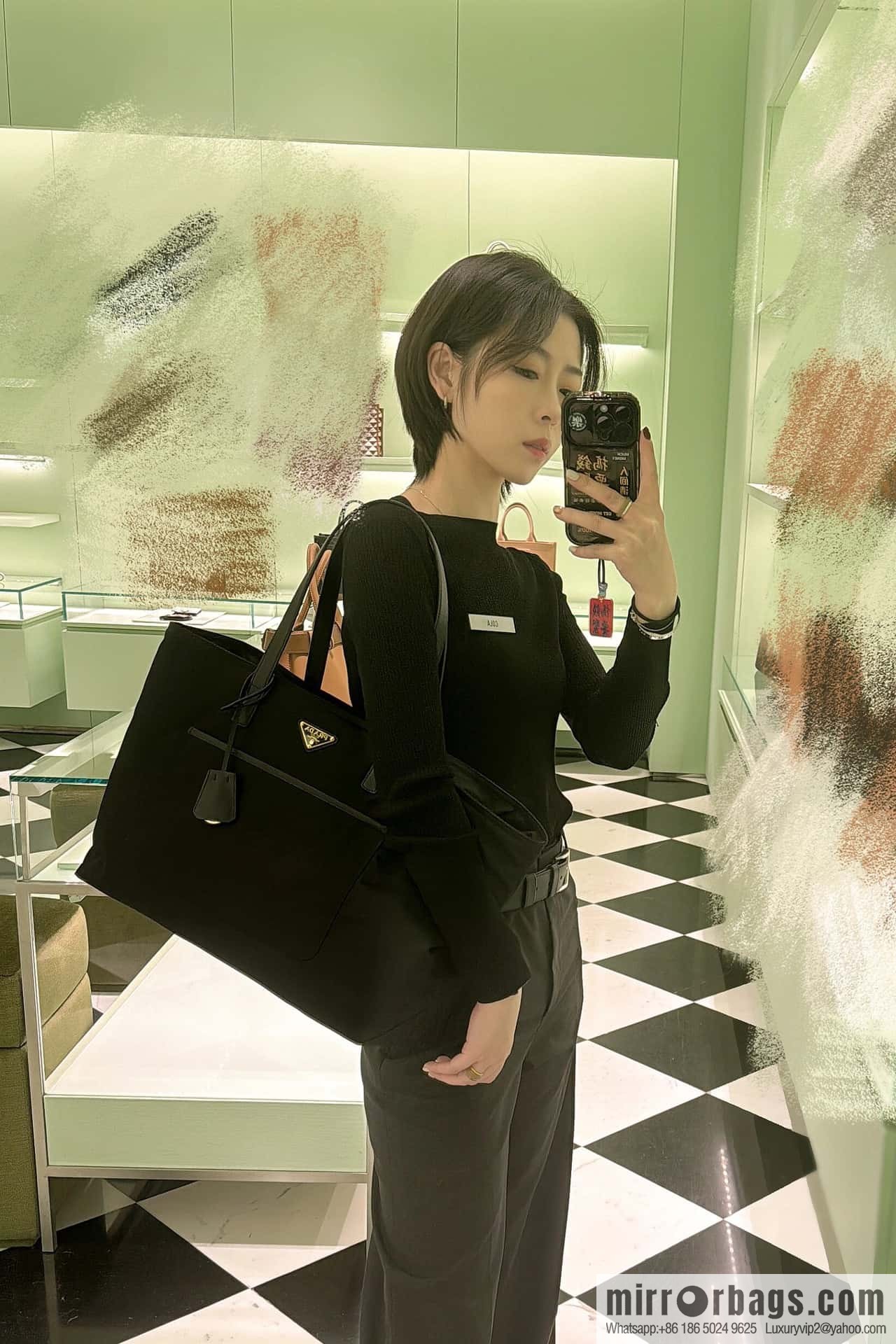 PRADA ๐ new tote bag ๐ 1BG527