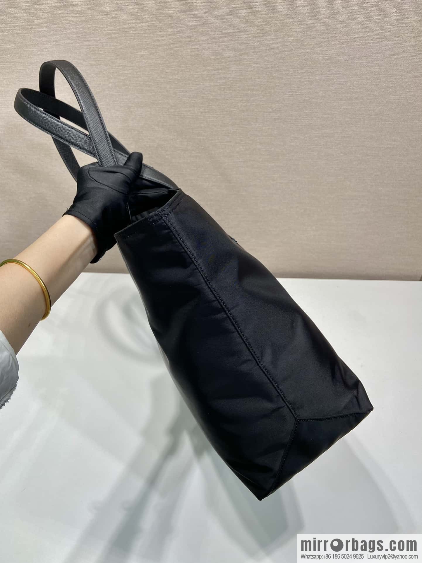 PRADA ๐ new tote bag ๐ 1BG527