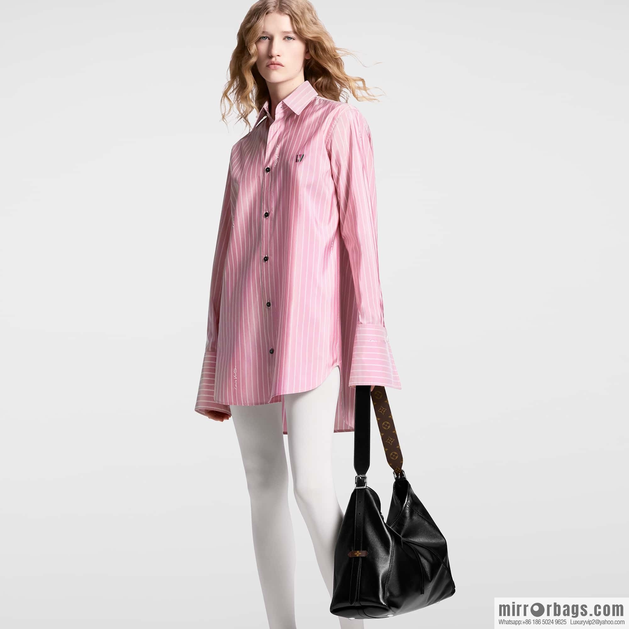 LV M25143 New CARRYALL DARK medium handbag of the season