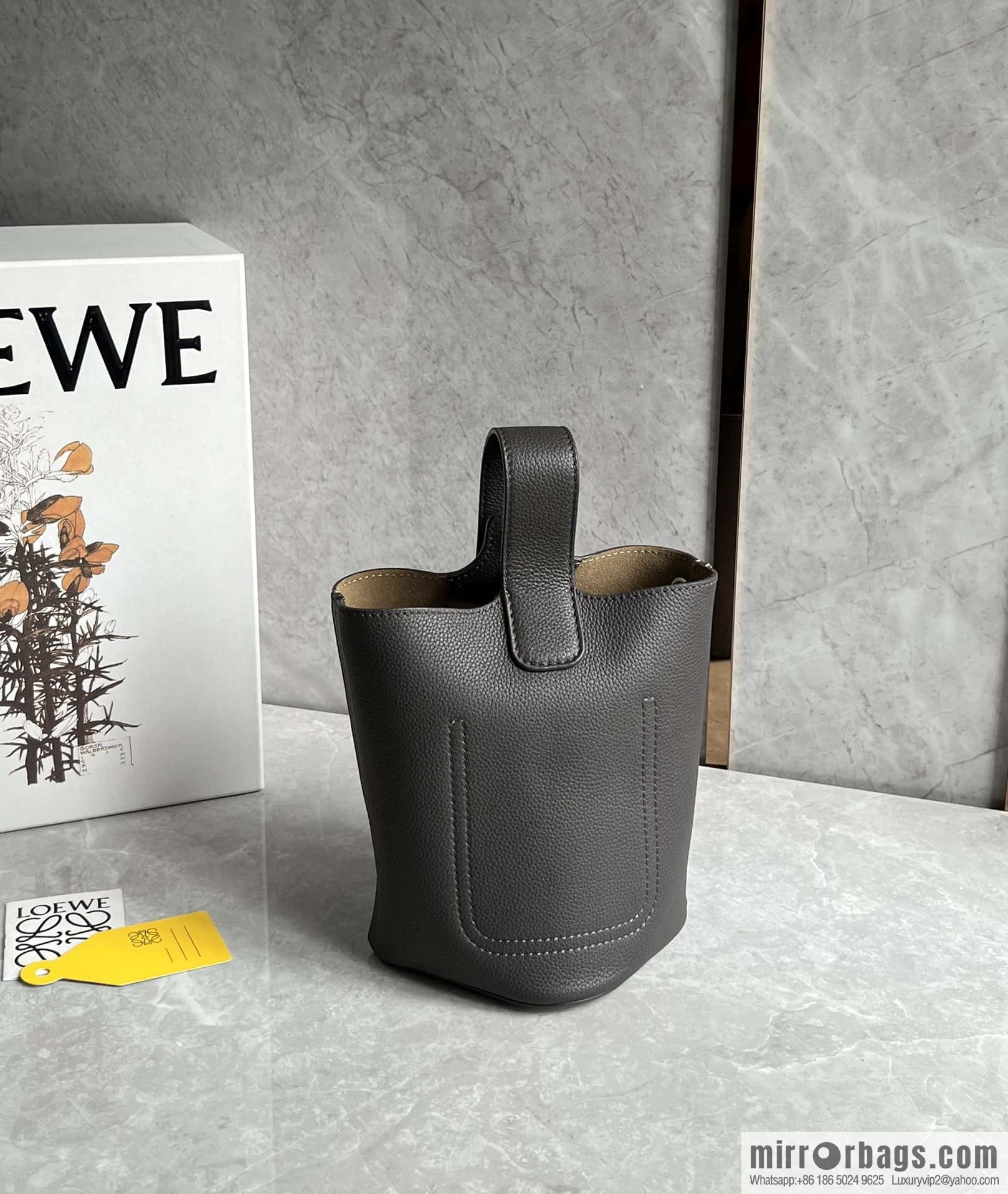 LOEWE latest 𝑷𝒆𝒃𝒃𝒍𝒆 bucket bag 0705 lychee pattern black