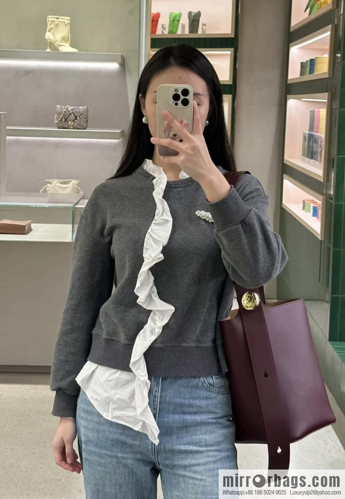 LOEWE Latest 𝑷𝒆𝒃𝒃𝒍𝒆 bucket bag 0703