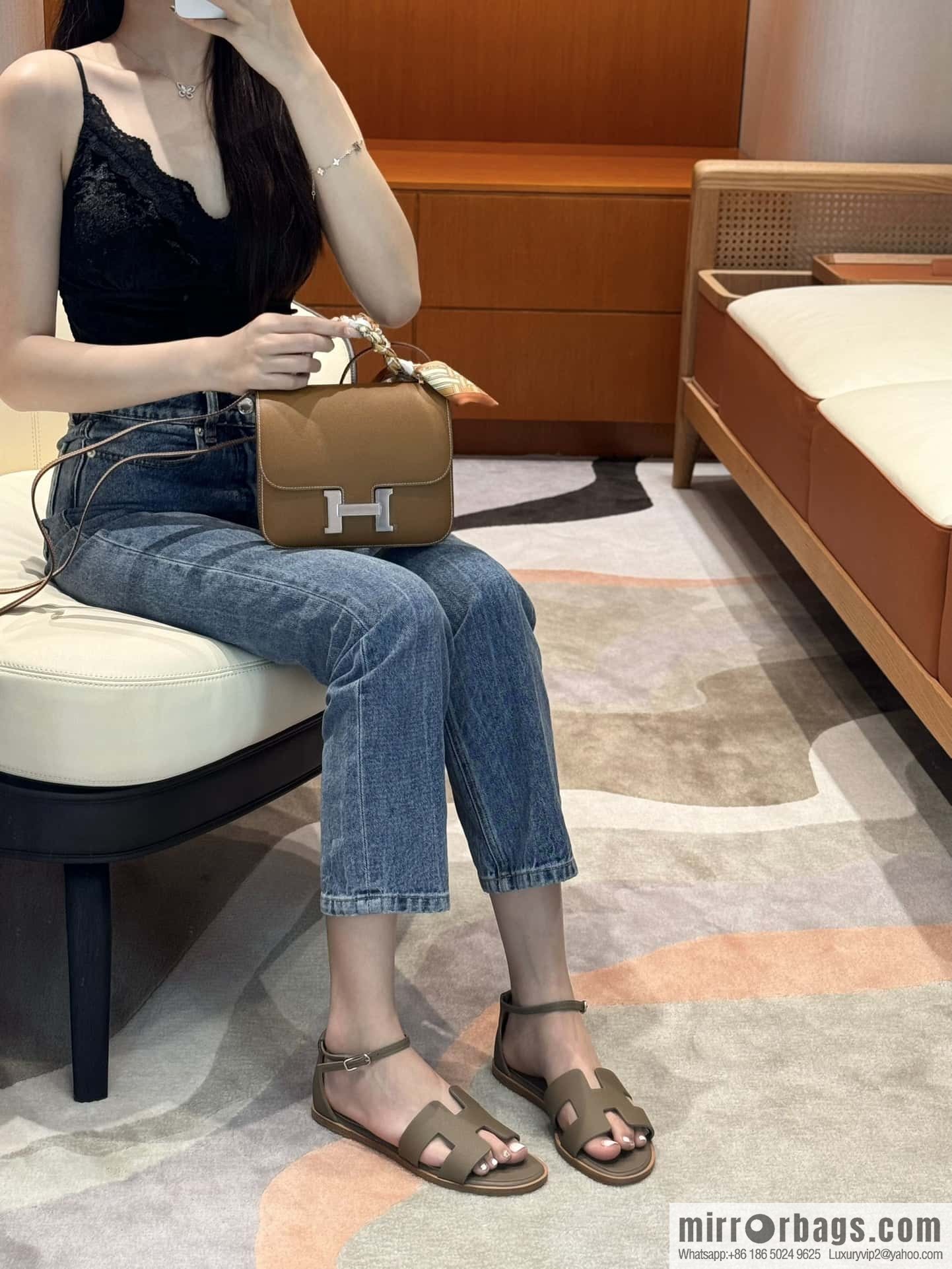 Hermès H's must-wear sandals in spring and summer