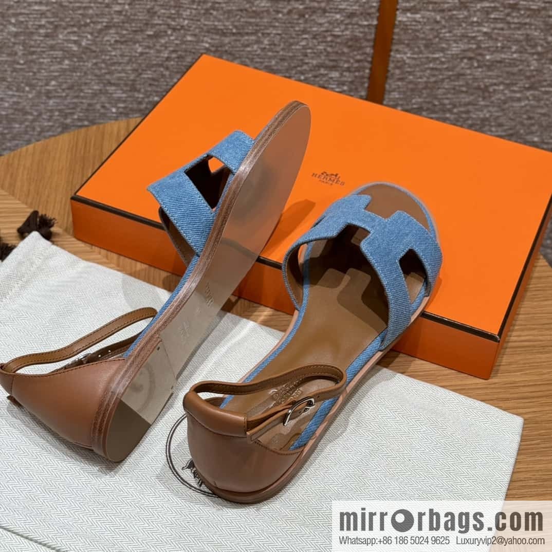 Hermès H's must-wear sandals in spring and summer