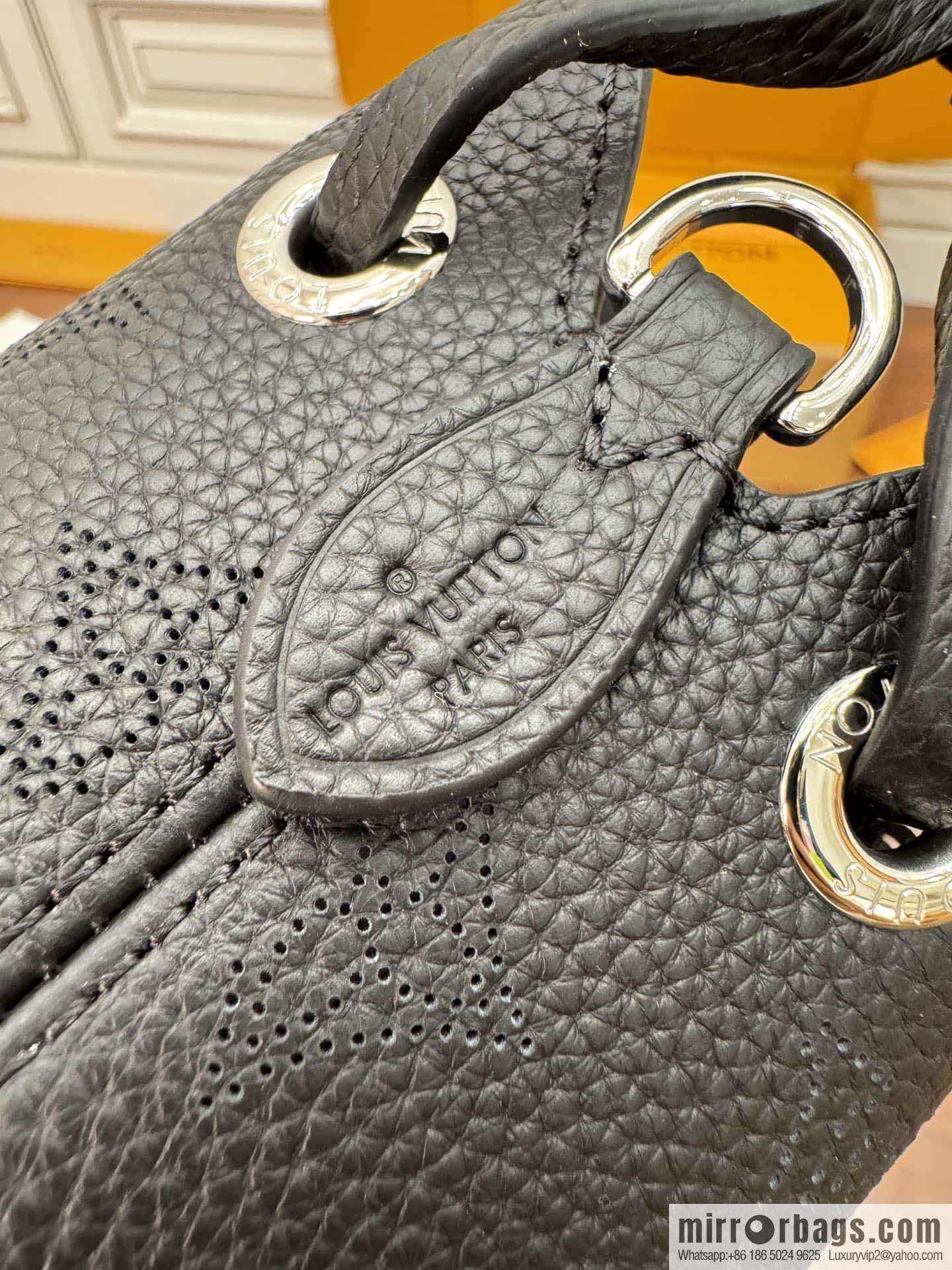 LV M57070 BELLA handbag