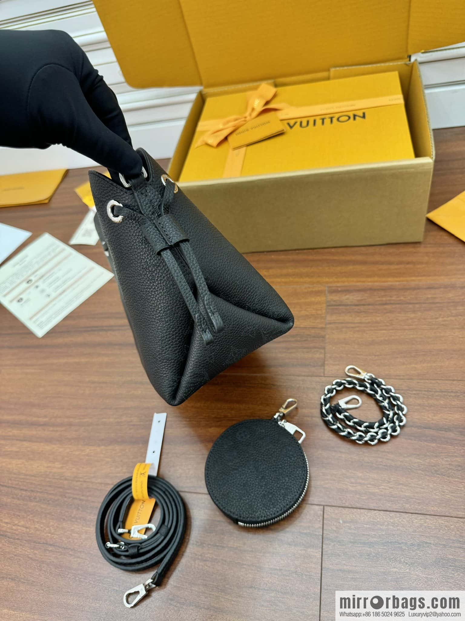 LV M57070 BELLA handbag