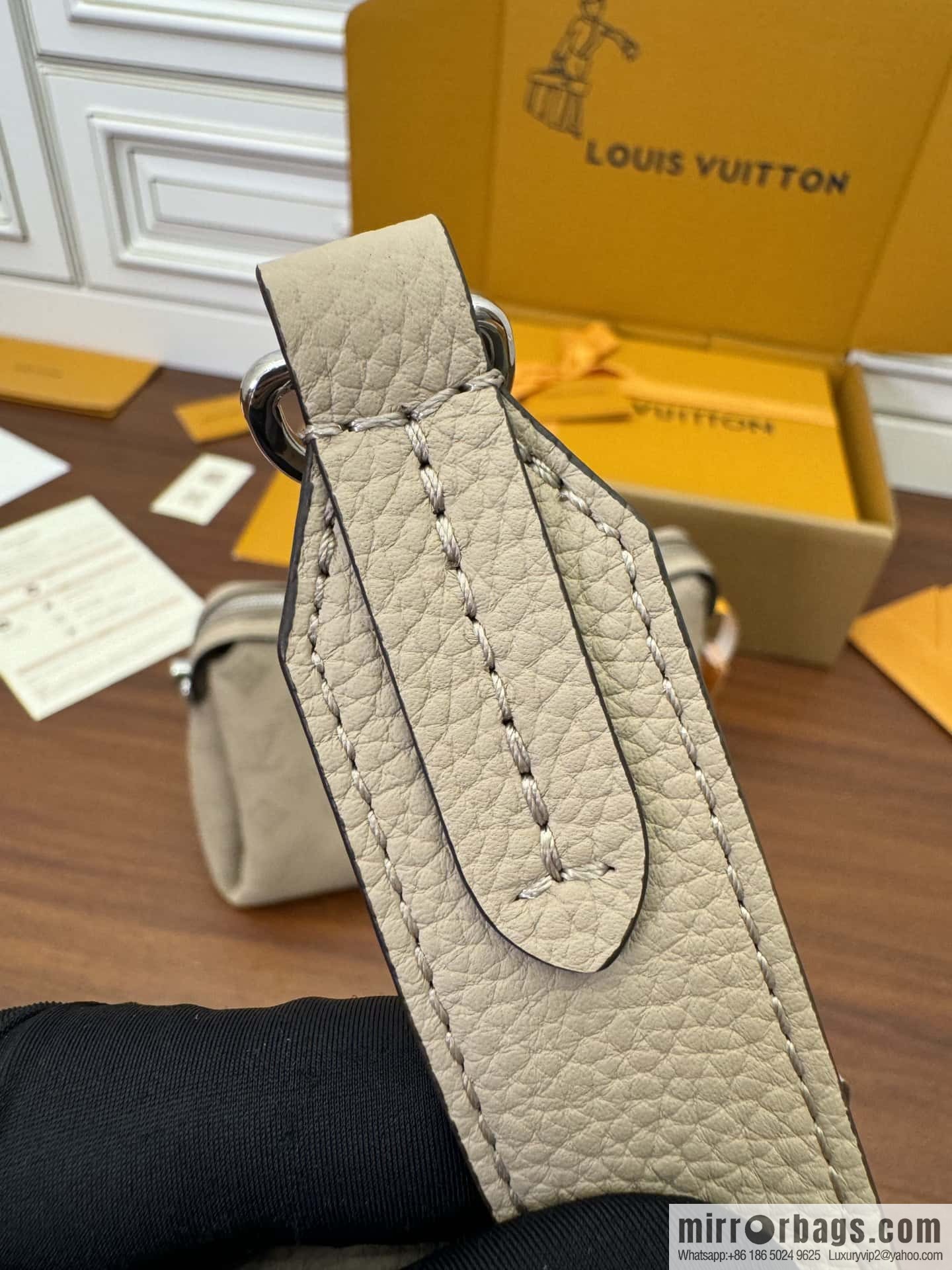 LV M24255 HAND IT ALL Small handbag