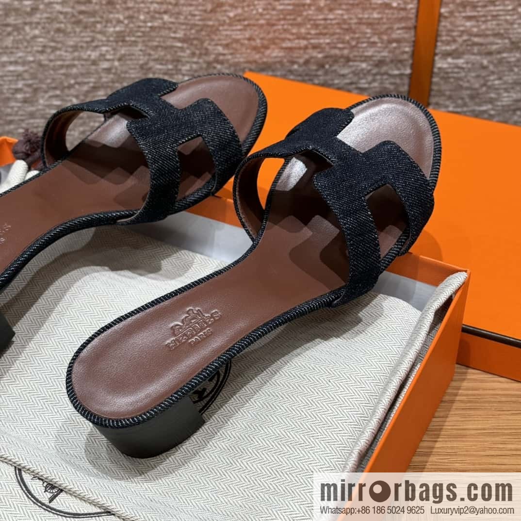 Hermès' latest popular denim high heels