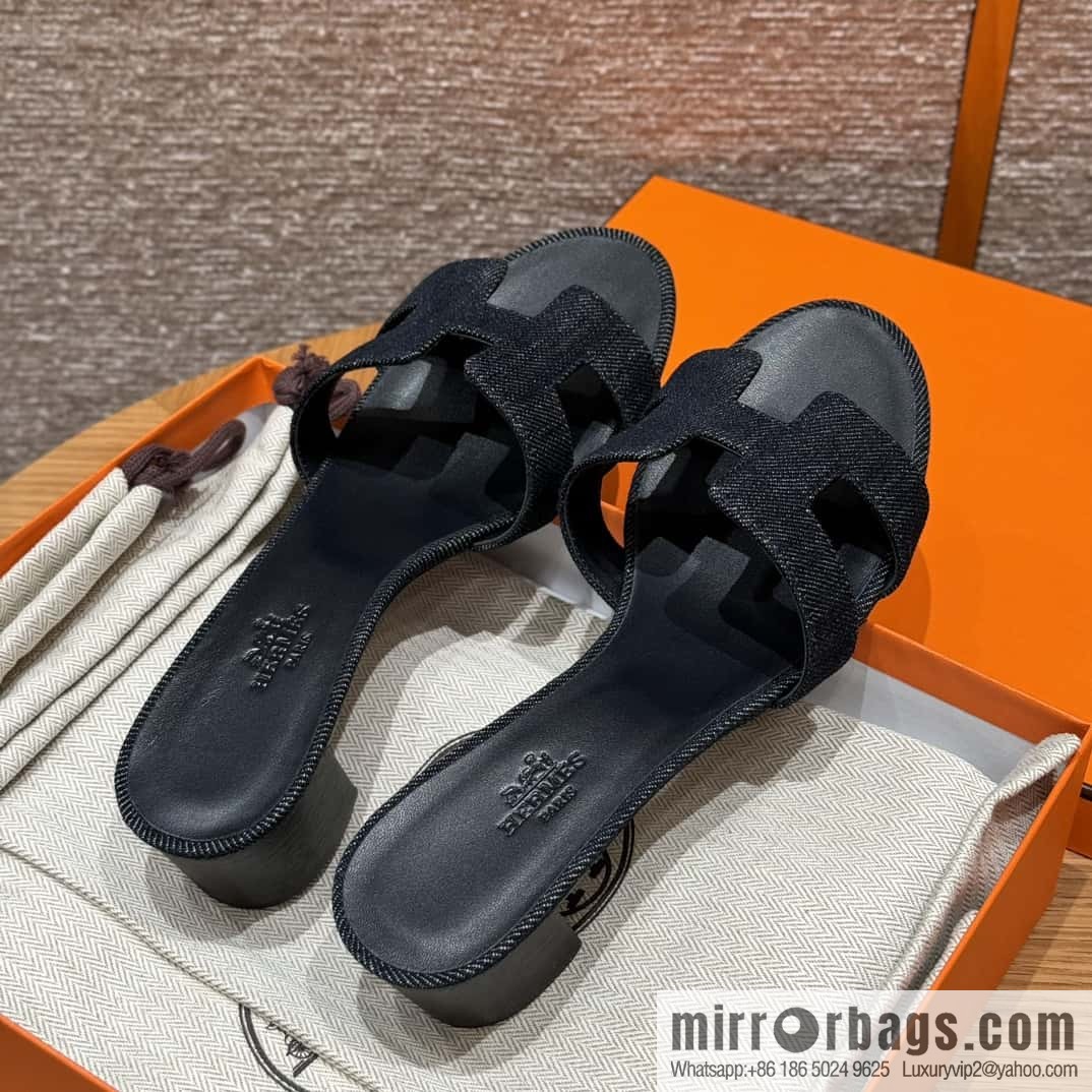Hermès' latest popular denim high heels