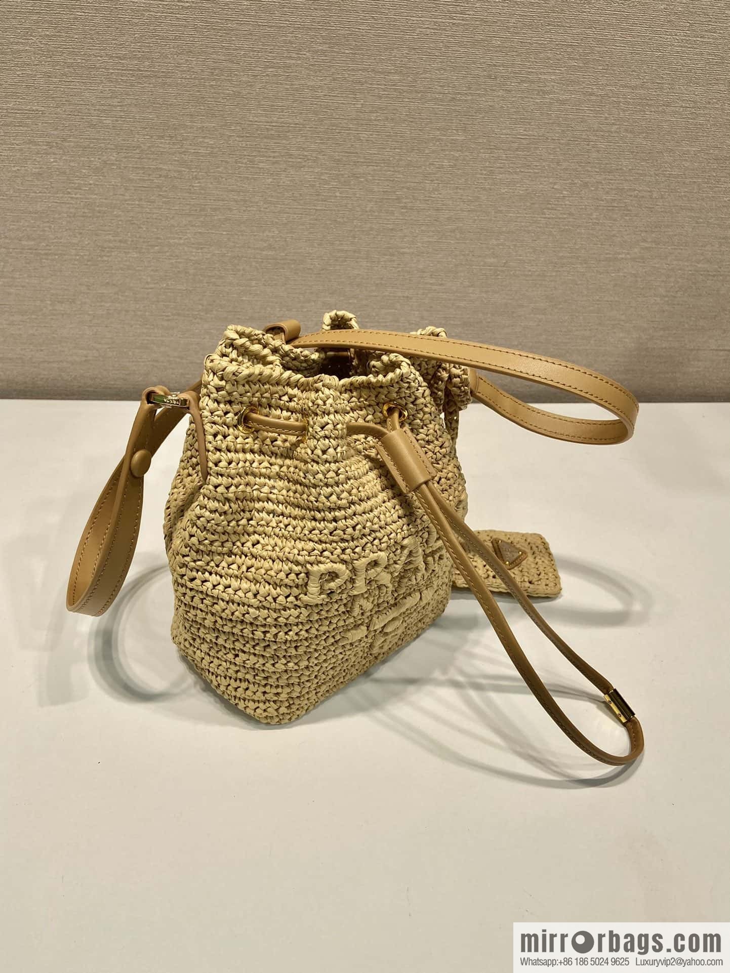 PRADA 🎉 bucket bag 🎉 1BE068