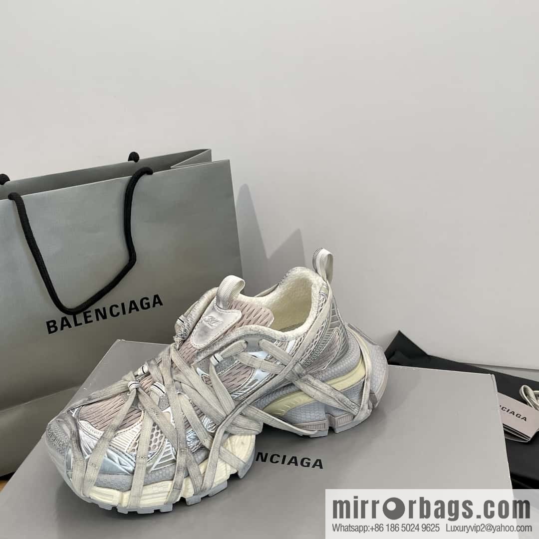 𝐁𝐚𝐥𝐞𝐧𝐜𝐢𝐚𝐠𝐚• 3 𝐗𝐋|||𝟐𝟎𝟐𝟒 retro old sports dad shoes, spider web 🕸️ straps upgrade