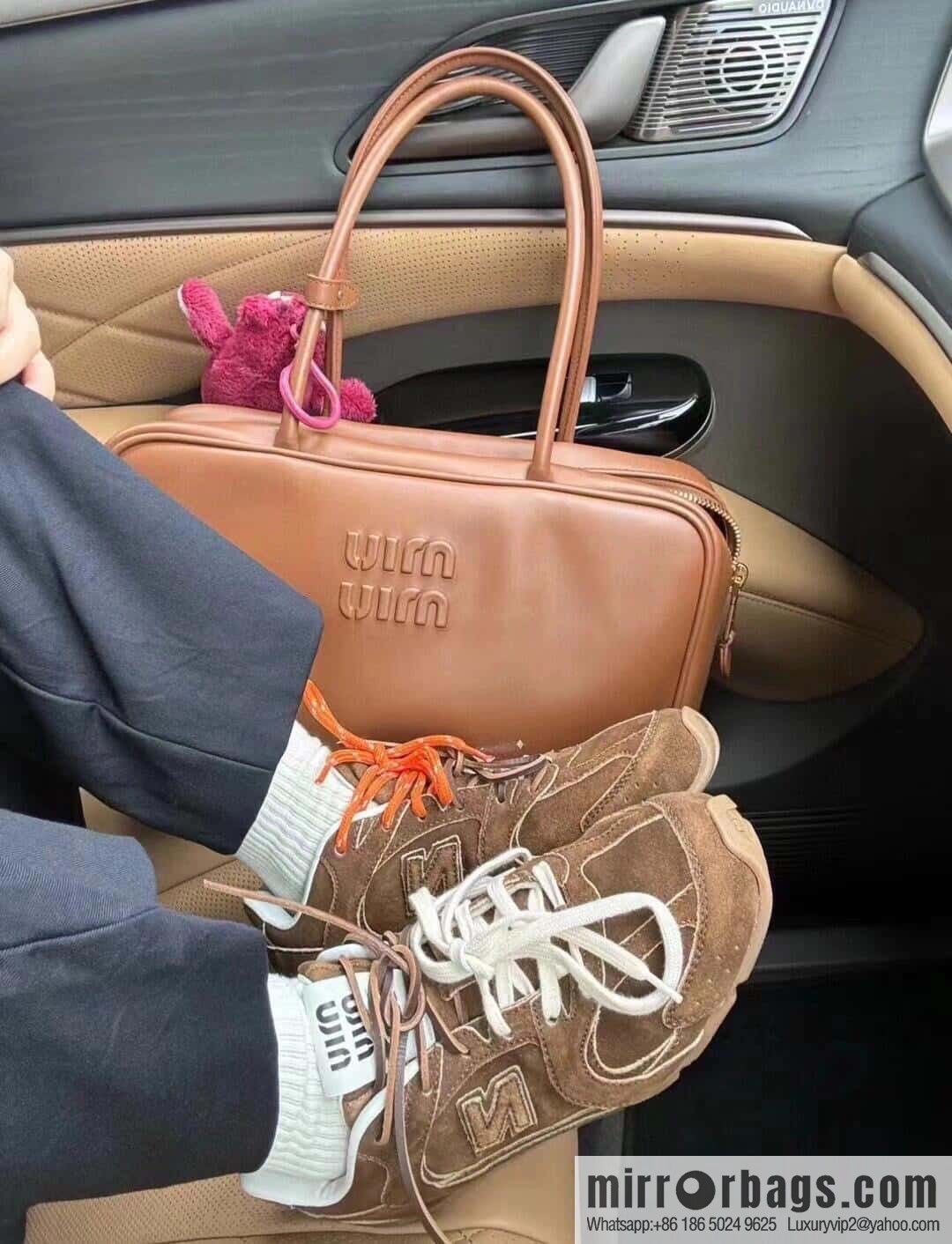 Miu Miu ✖ 𝐍𝐞𝐰 𝐁𝐚𝐥𝐚𝐧𝐜𝐞 𝟓𝟑𝟎 joint model Lace-up Forrest training shoes, football shoes