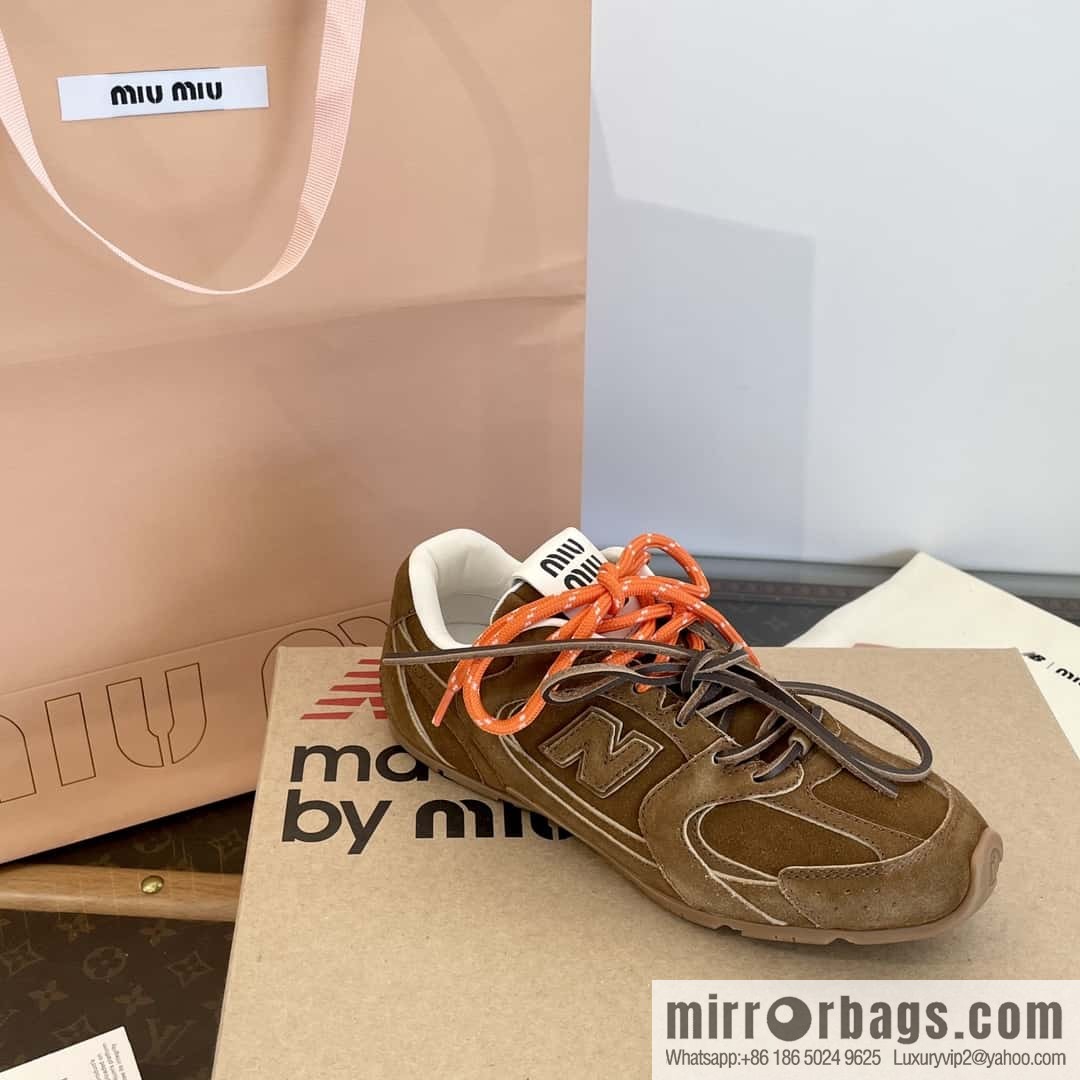Miu Miu ✖ 𝐍𝐞𝐰 𝐁𝐚𝐥𝐚𝐧𝐜𝐞 𝟓𝟑𝟎 joint model Lace-up Forrest training shoes, football shoes