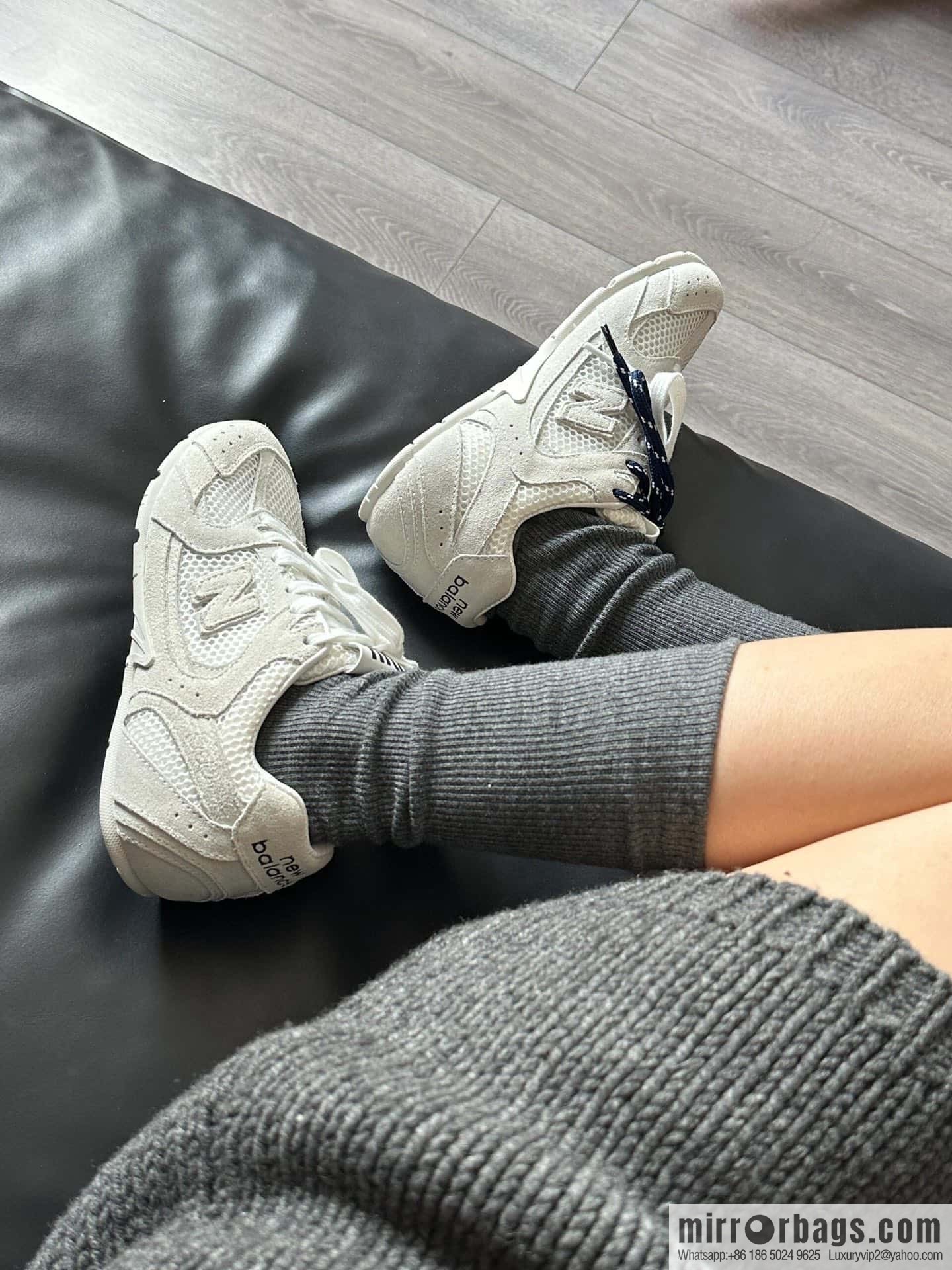 Miu Miu ✖ 𝐍𝐞𝐰 𝐁𝐚𝐥𝐚𝐧𝐜𝐞 𝟓𝟑𝟎 joint model Lace-up Forrest training shoes, football shoes