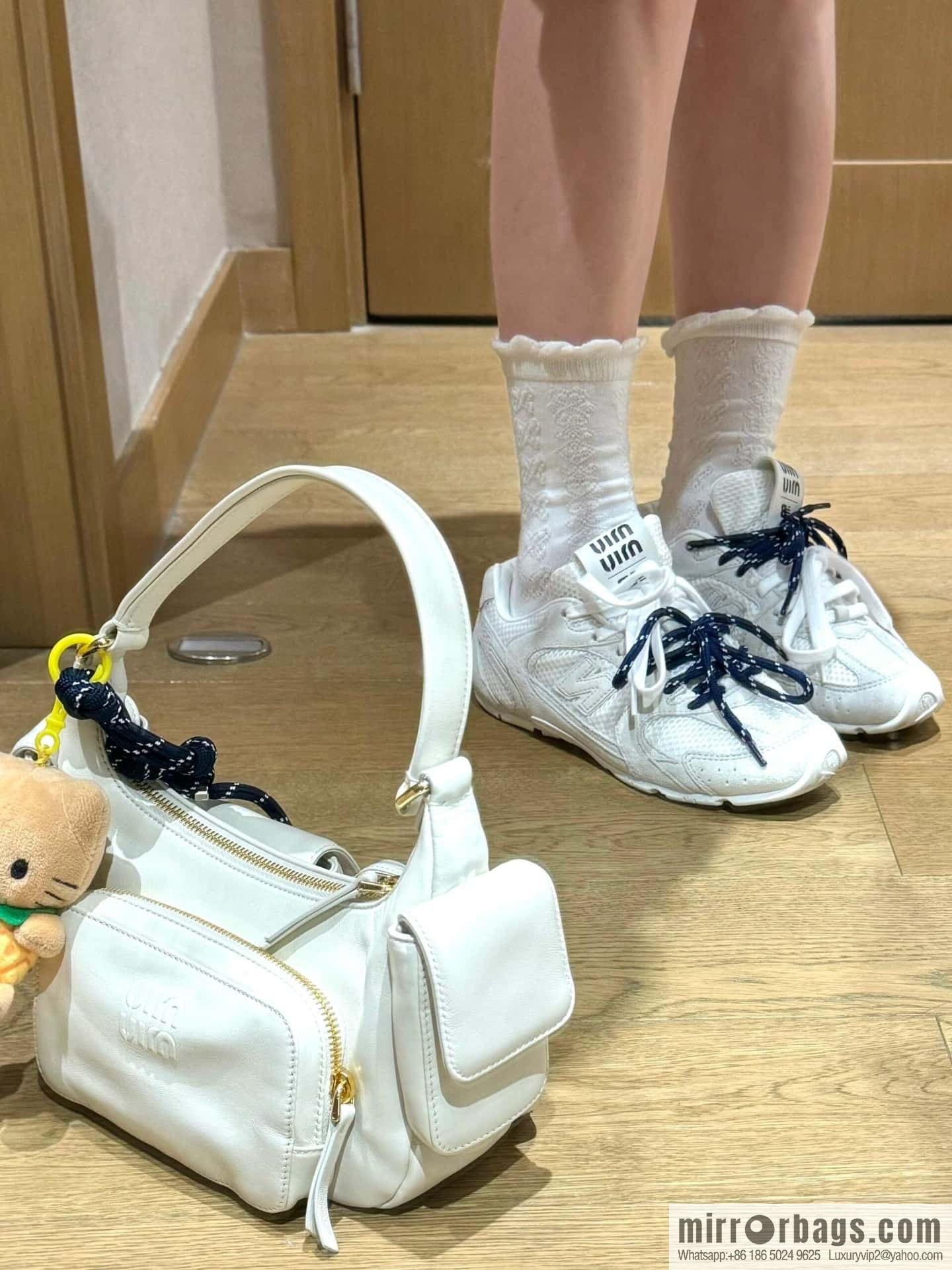 Miu Miu ✖ 𝐍𝐞𝐰 𝐁𝐚𝐥𝐚𝐧𝐜𝐞 𝟓𝟑𝟎 joint model Lace-up Forrest training shoes, football shoes