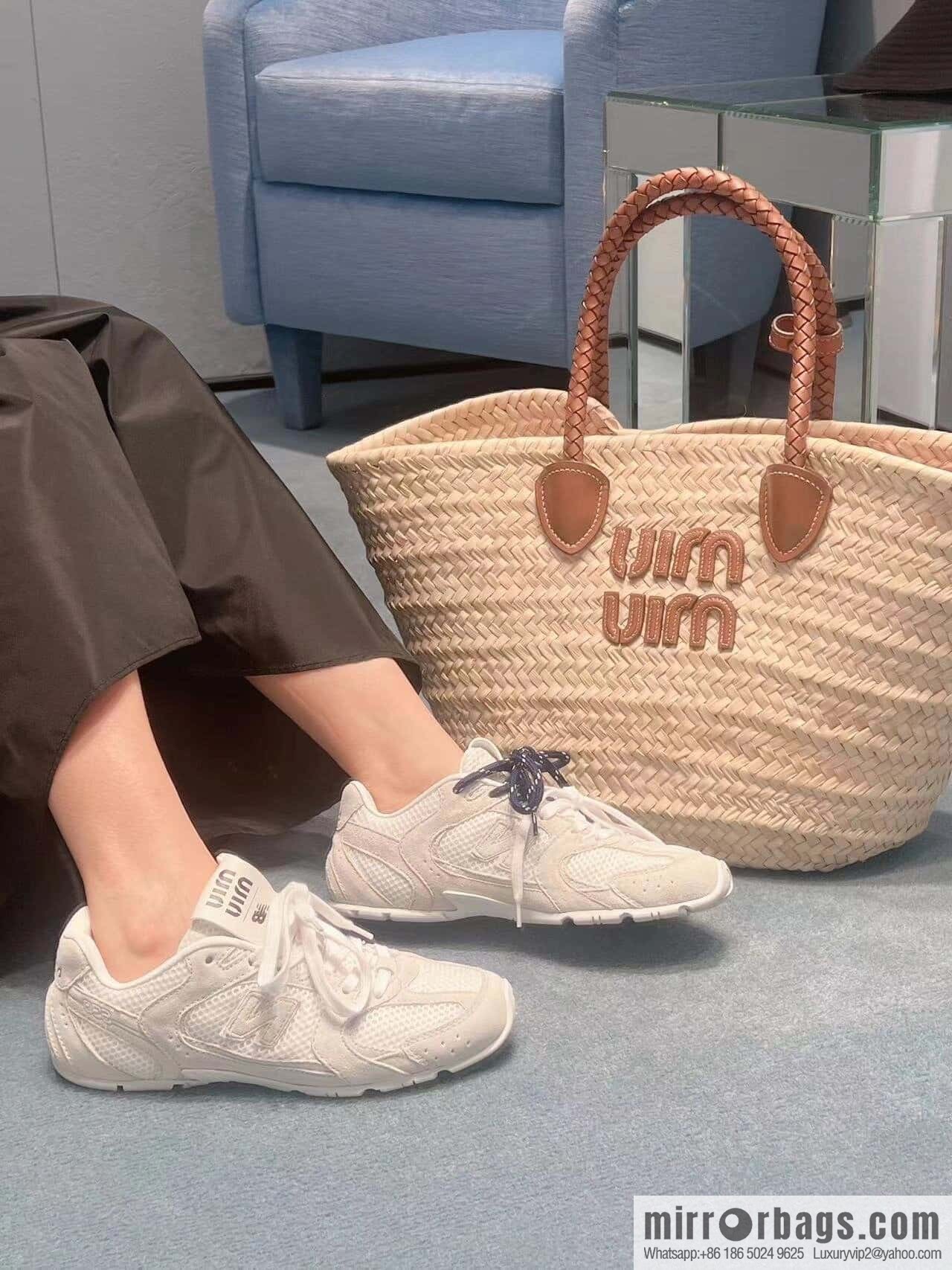 Miu Miu ✖ 𝐍𝐞𝐰 𝐁𝐚𝐥𝐚𝐧𝐜𝐞 𝟓𝟑𝟎 joint model Lace-up Forrest training shoes, football shoes