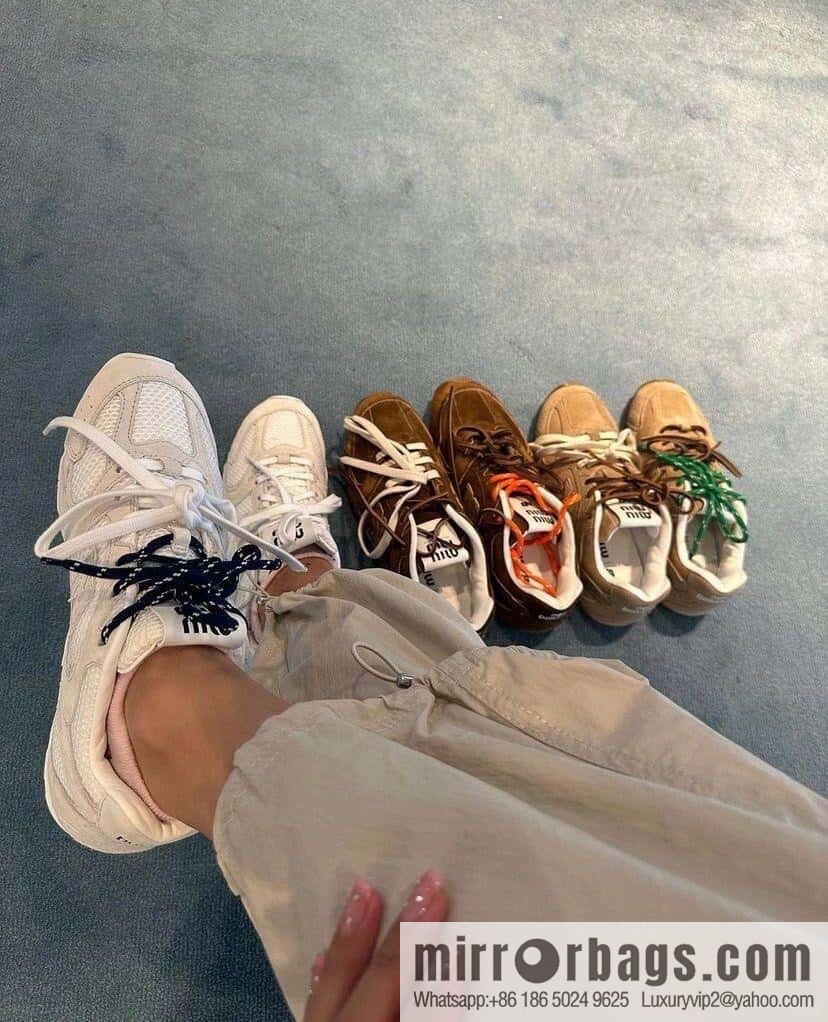 Miu Miu ✖ 𝐍𝐞𝐰 𝐁𝐚𝐥𝐚𝐧𝐜𝐞 𝟓𝟑𝟎 joint model Lace-up Forrest training shoes, football shoes