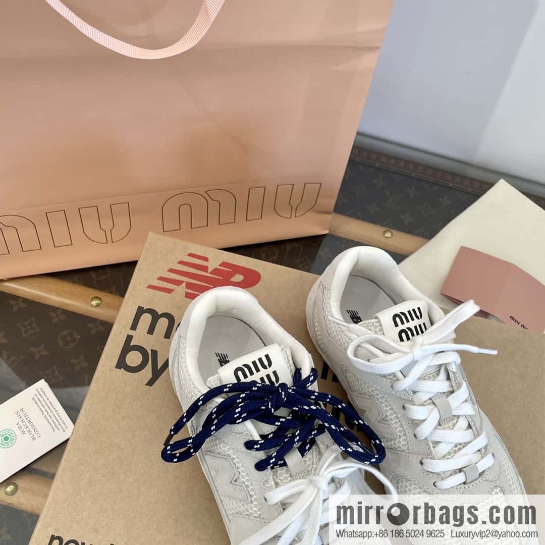 Miu Miu ✖ 𝐍𝐞𝐰 𝐁𝐚𝐥𝐚𝐧𝐜𝐞 𝟓𝟑𝟎 joint model Lace-up Forrest training shoes, football shoes