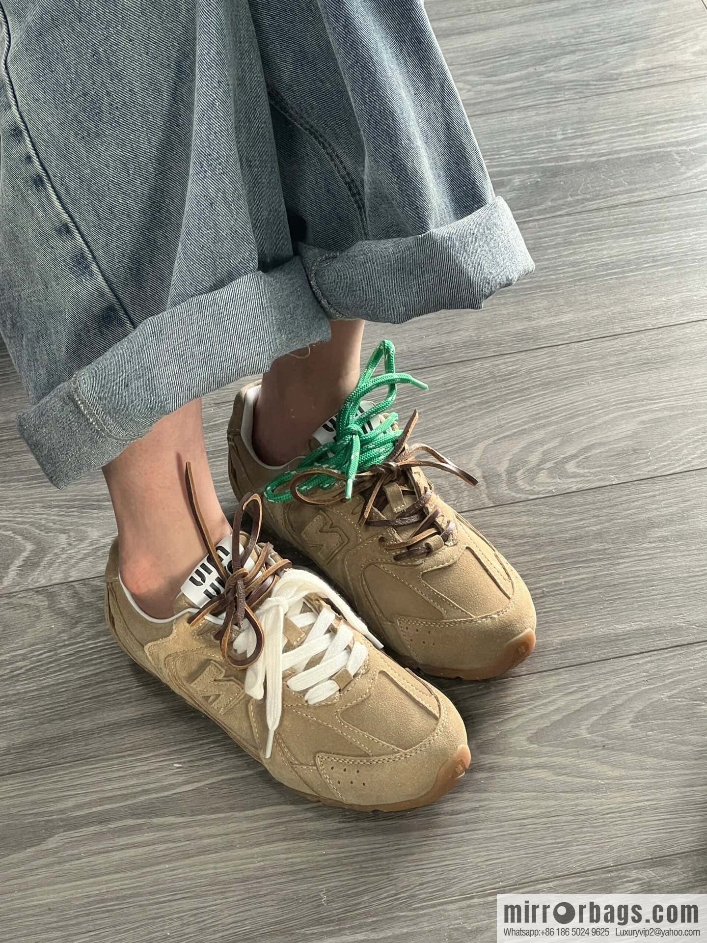Miu Miu ✖ 𝐍𝐞𝐰 𝐁𝐚𝐥𝐚𝐧𝐜𝐞 𝟓𝟑𝟎 joint model Lace-up Forrest training shoes, football shoes