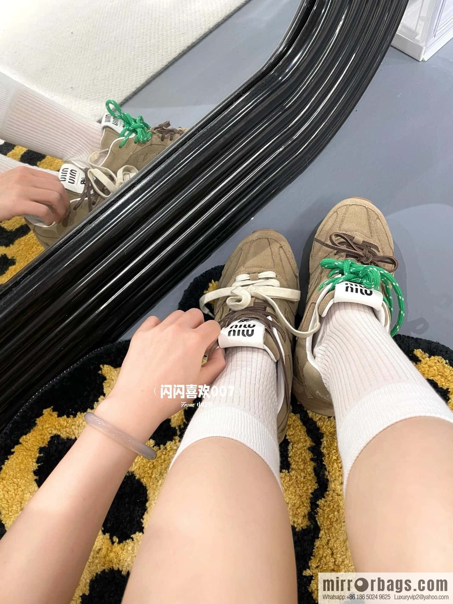 Miu Miu ✖ 𝐍𝐞𝐰 𝐁𝐚𝐥𝐚𝐧𝐜𝐞 𝟓𝟑𝟎 joint model Lace-up Forrest training shoes, football shoes