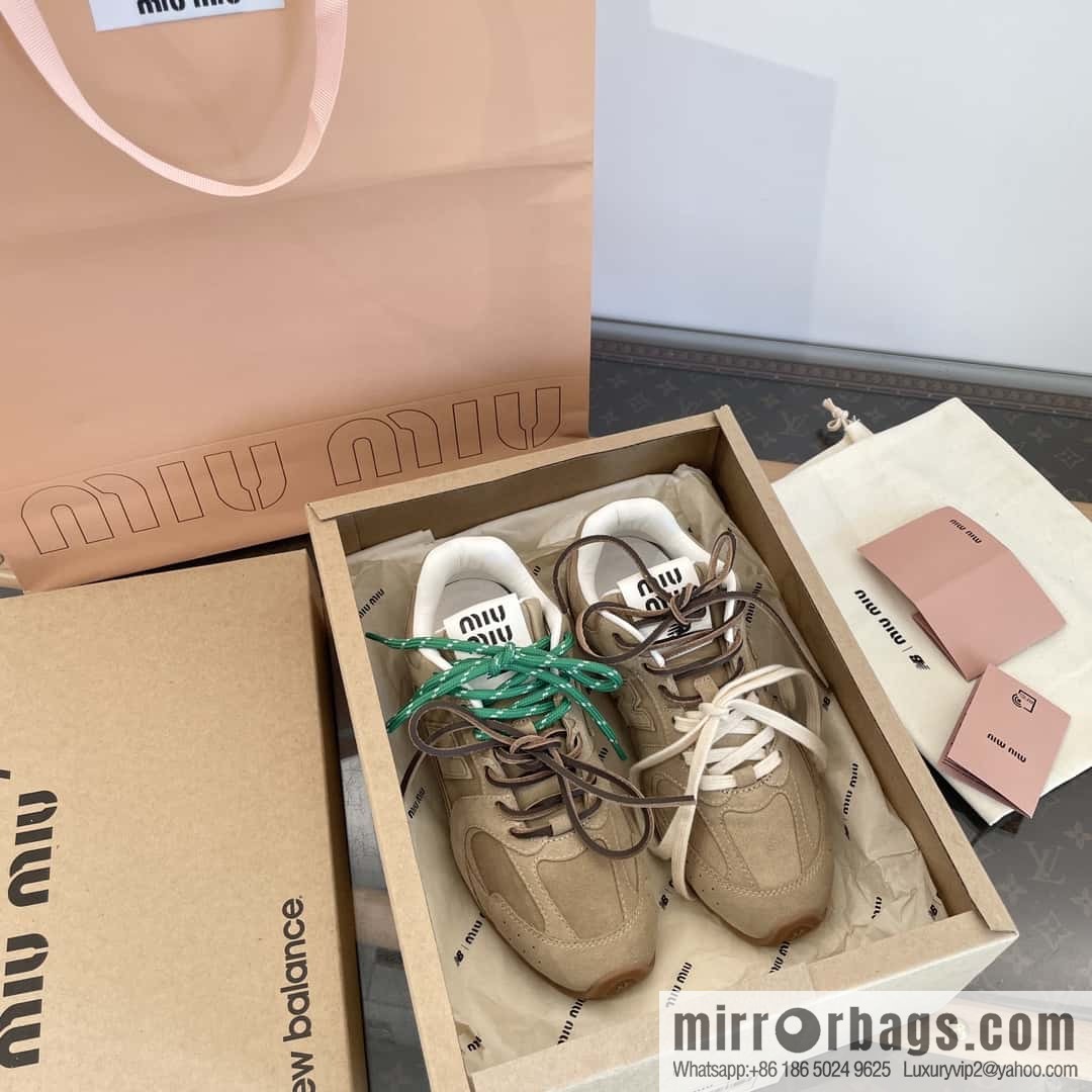 Miu Miu ✖ 𝐍𝐞𝐰 𝐁𝐚𝐥𝐚𝐧𝐜𝐞 𝟓𝟑𝟎 joint model Lace-up Forrest training shoes, football shoes