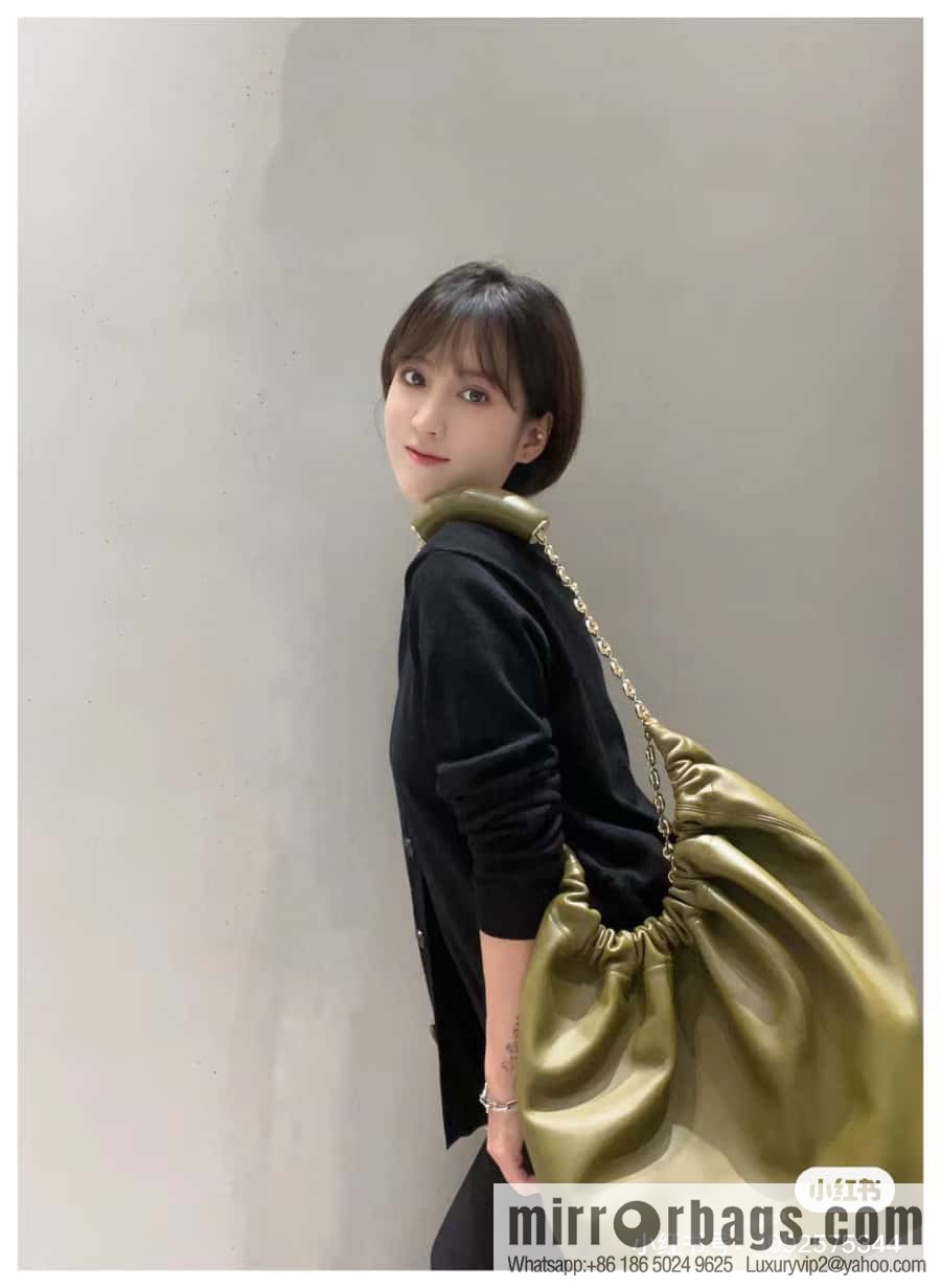 LOEWE Squeezed Underarm Bag 0701 olive green 29.5CM