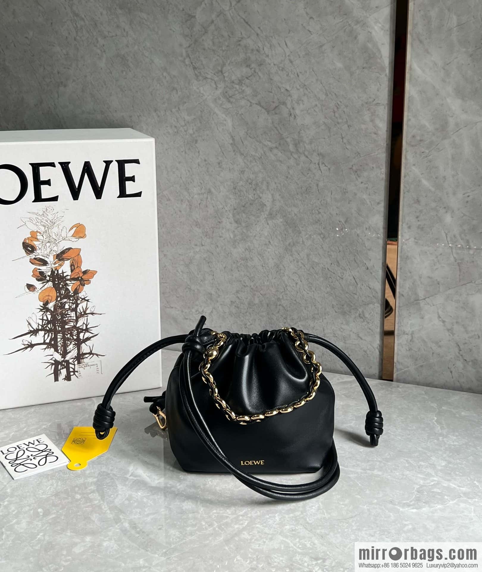 LOEWE Flamenco Purse 0704 black 23cm