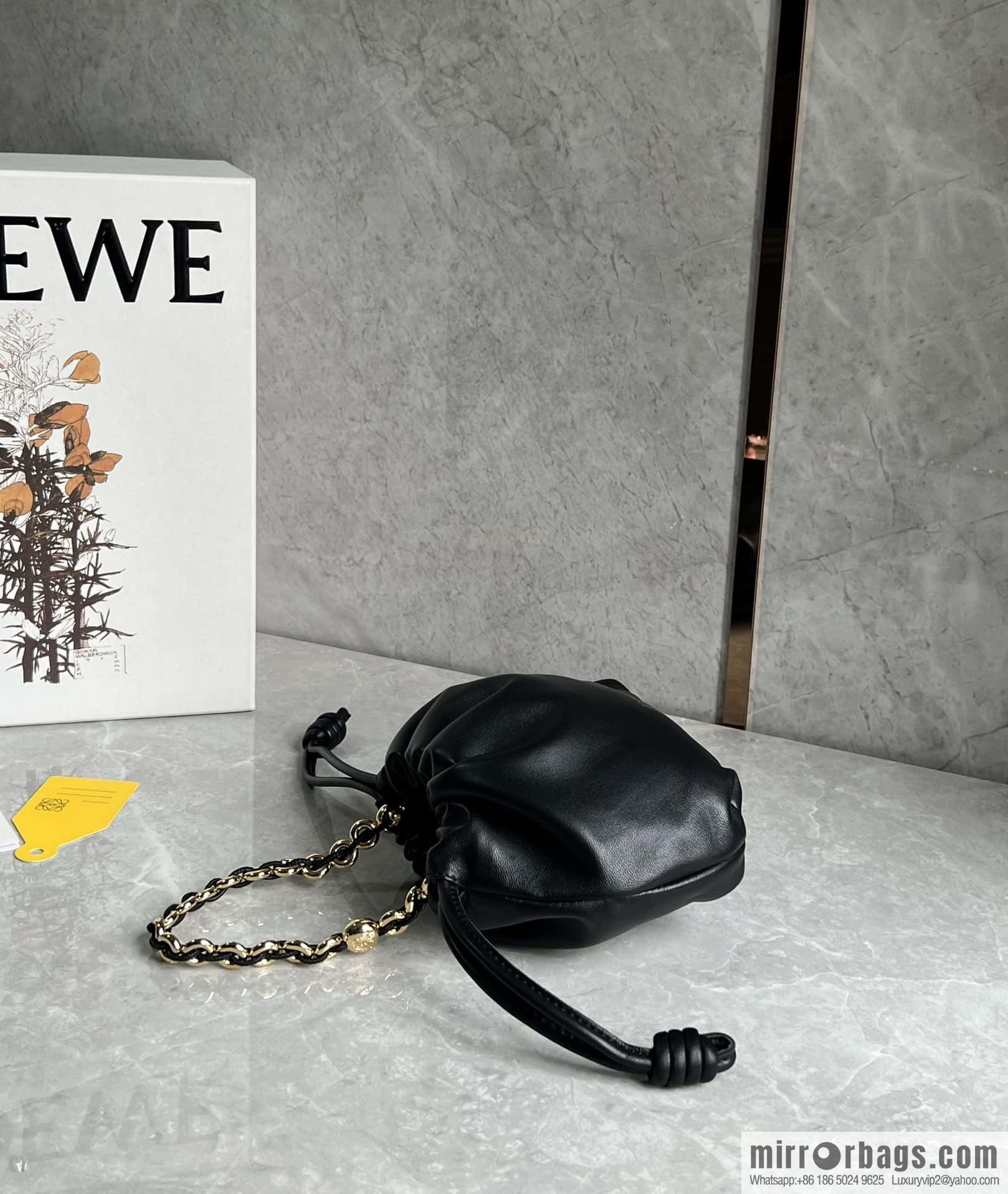 LOEWE Flamenco Purse 0704 black 23cm