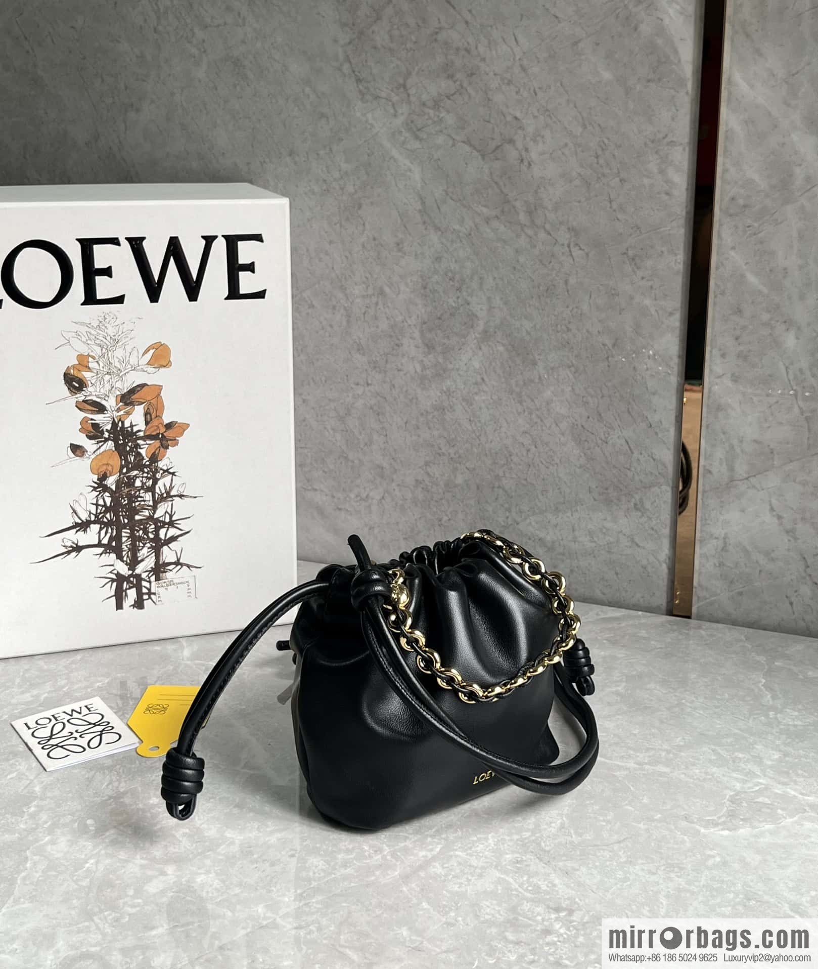 LOEWE Flamenco Purse 0704 black 23cm