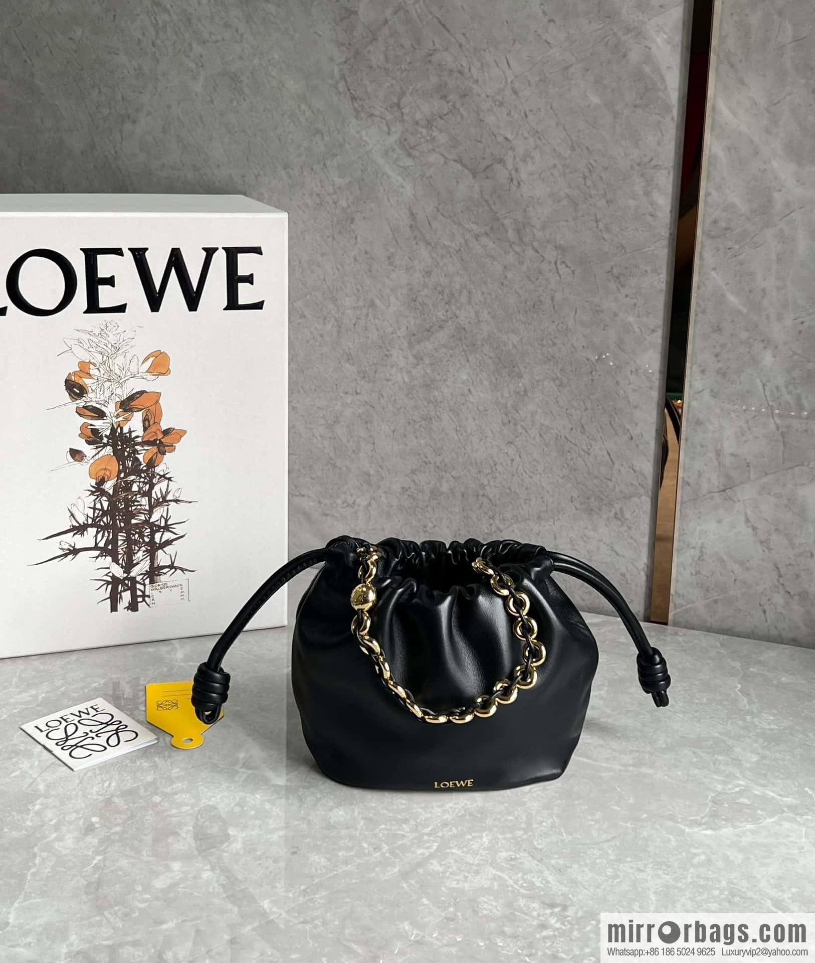 LOEWE Flamenco Purse 0704 black 23cm