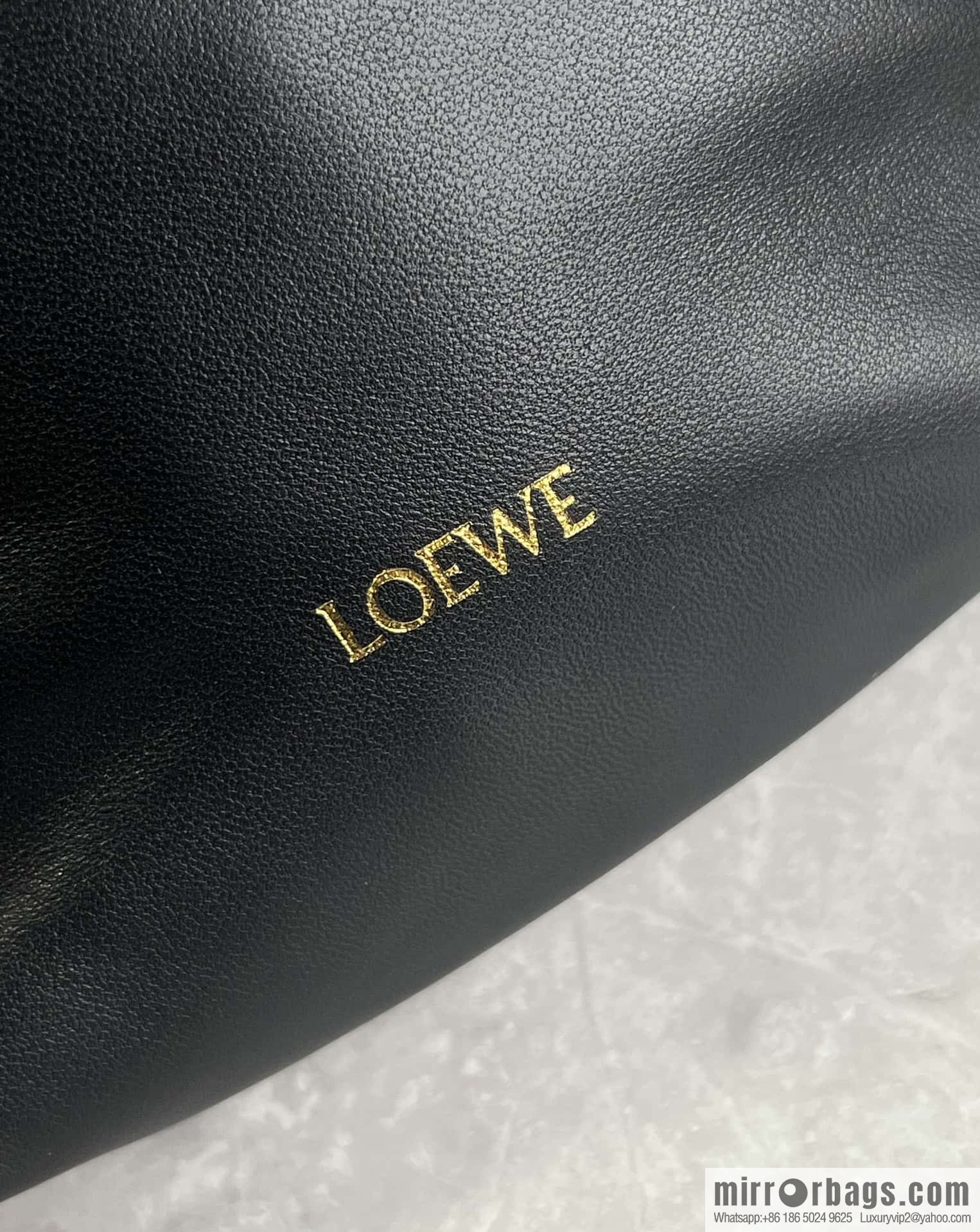 LOEWE Flamenco Purse 0704 black 23cm