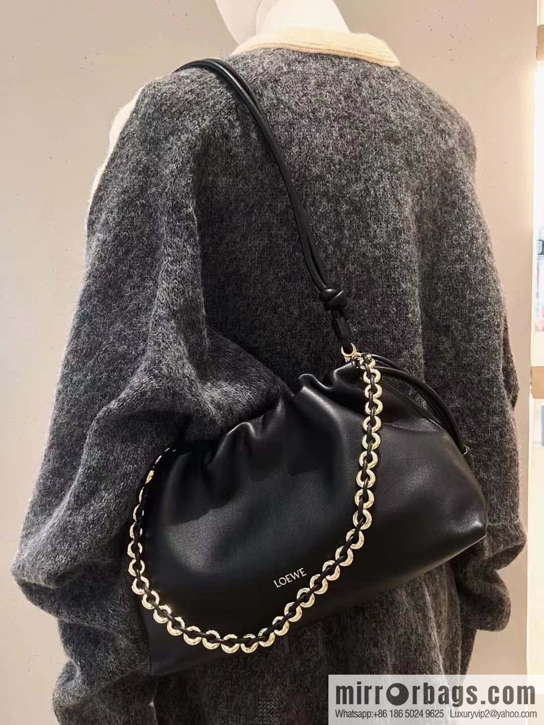 LOEWE Flamenco Purse 0803 black 30cm