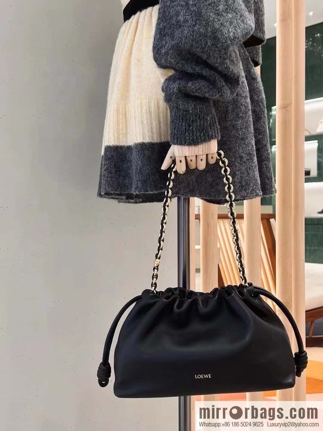 LOEWE Flamenco Purse 0803 black 30cm