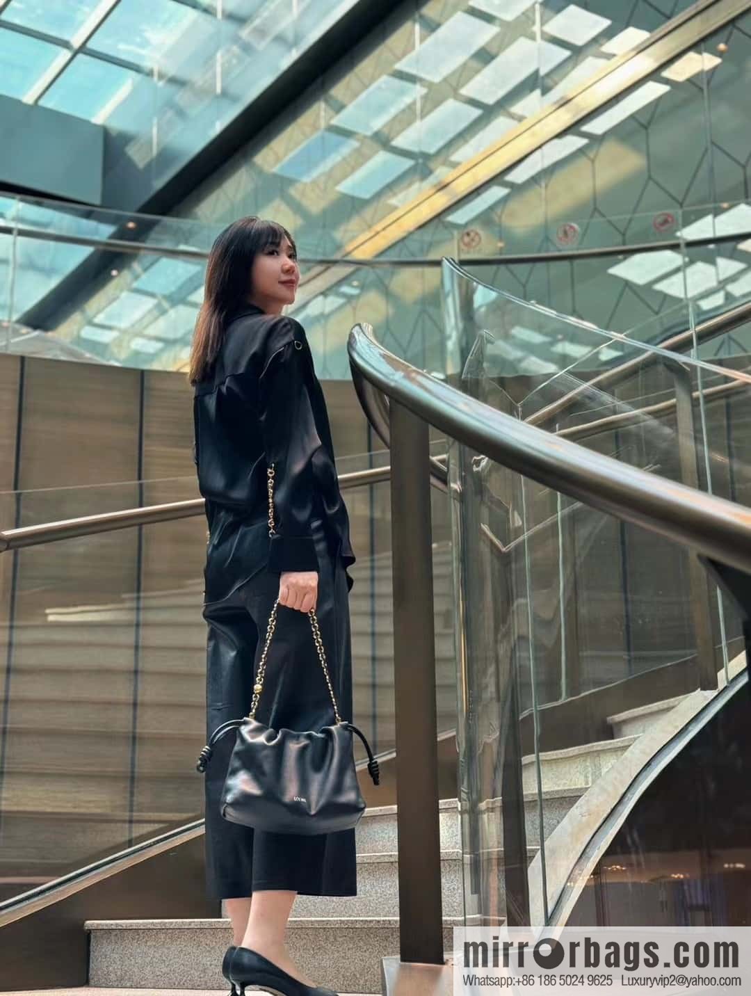 LOEWE Flamenco Purse 0803 black 30cm