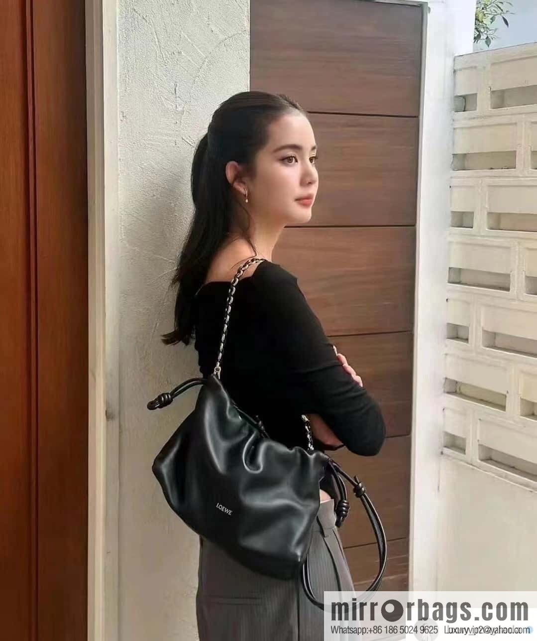 LOEWE Flamenco Purse 0803 black 30cm