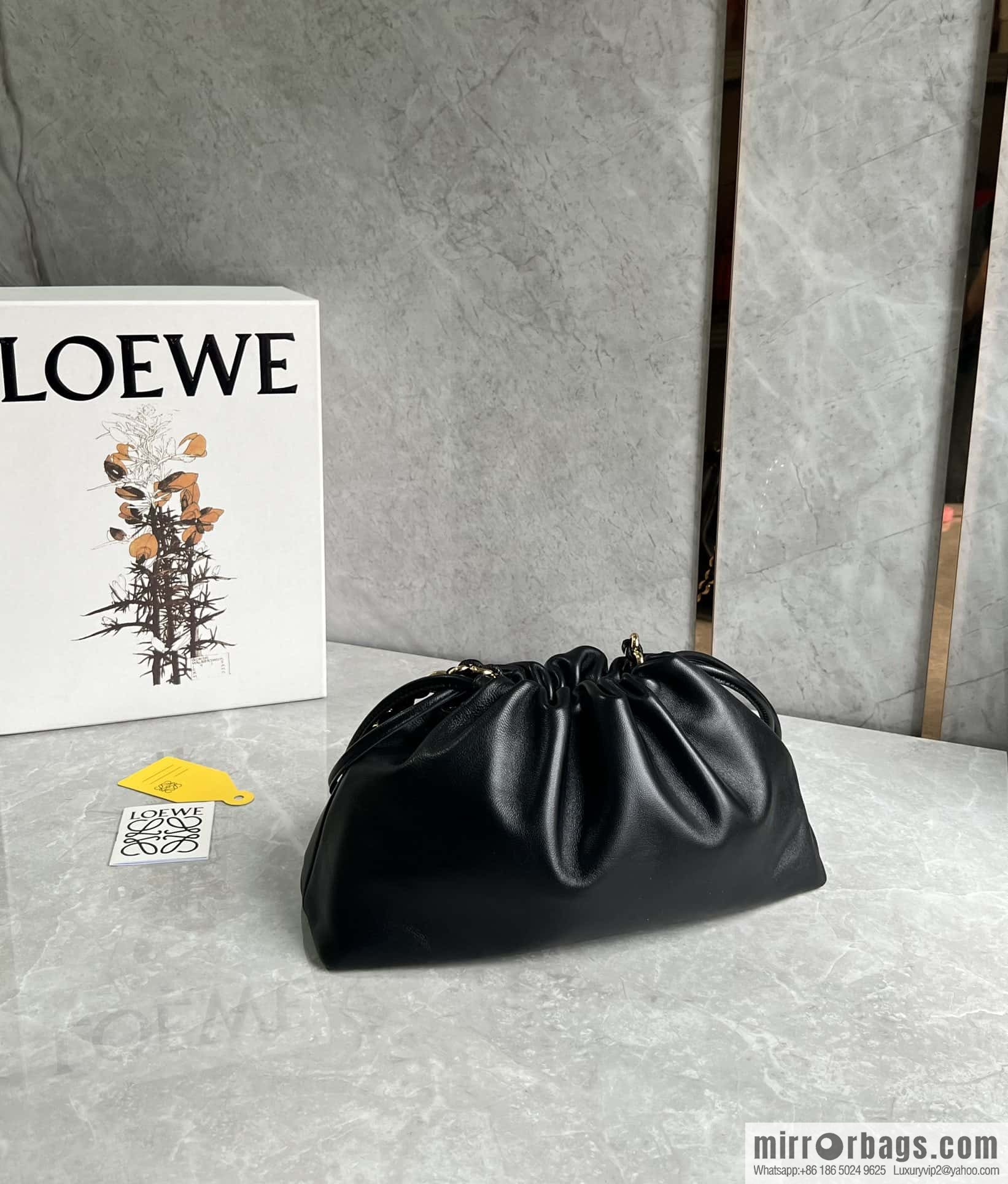 LOEWE Flamenco Purse 0803 black 30cm