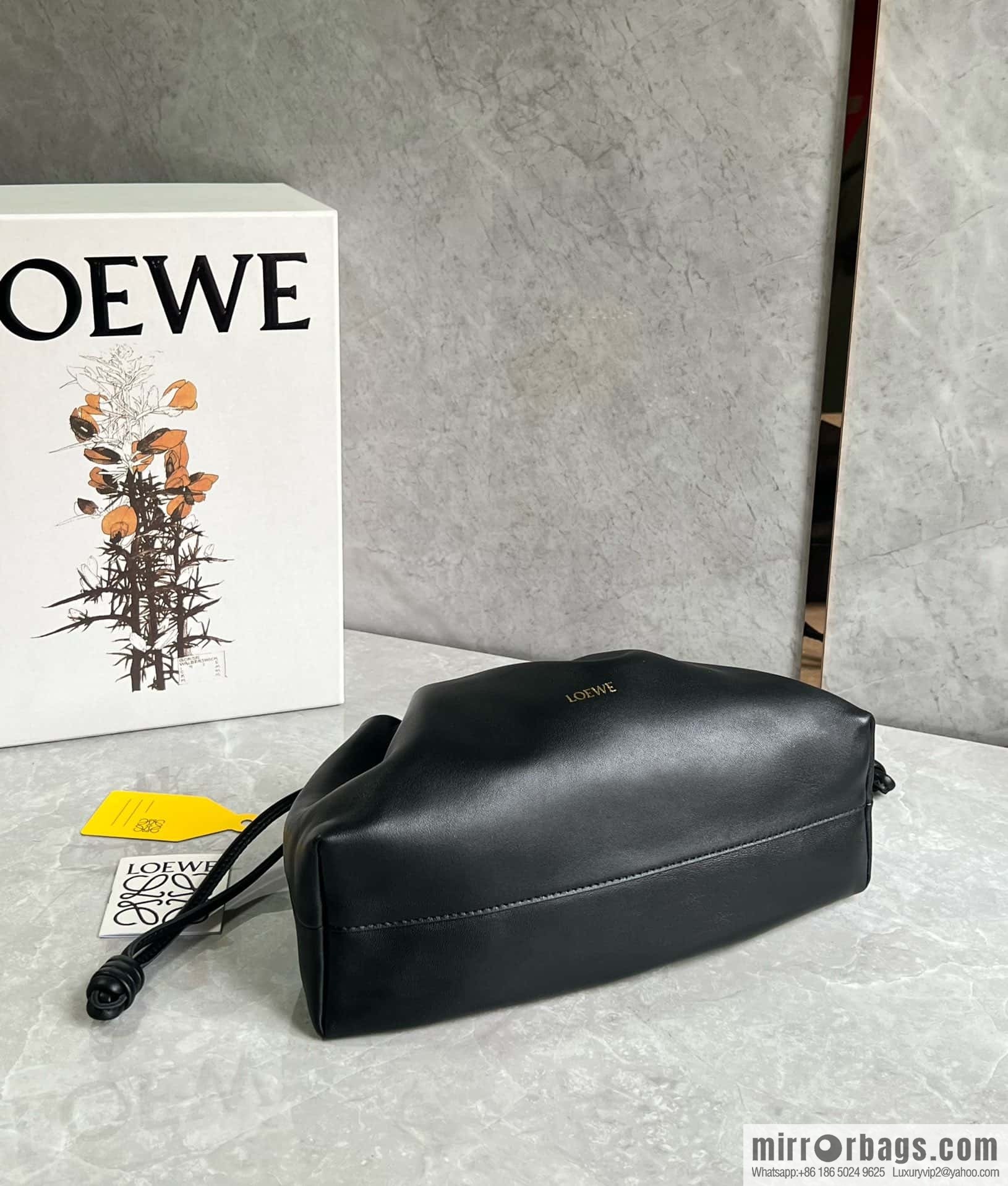 LOEWE Flamenco Purse 0803 black 30cm